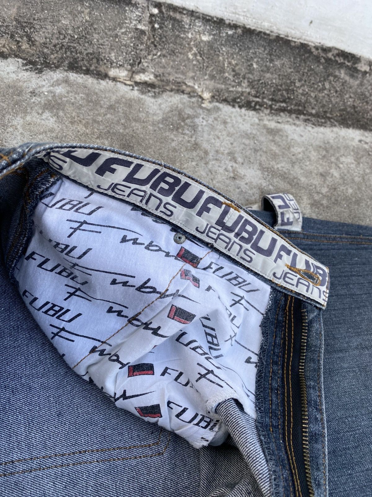 Fubu Vintage Y2K Fubu Denim Carpenter Logo Embroidery Size US 34 / EU 50 - 16 Thumbnail