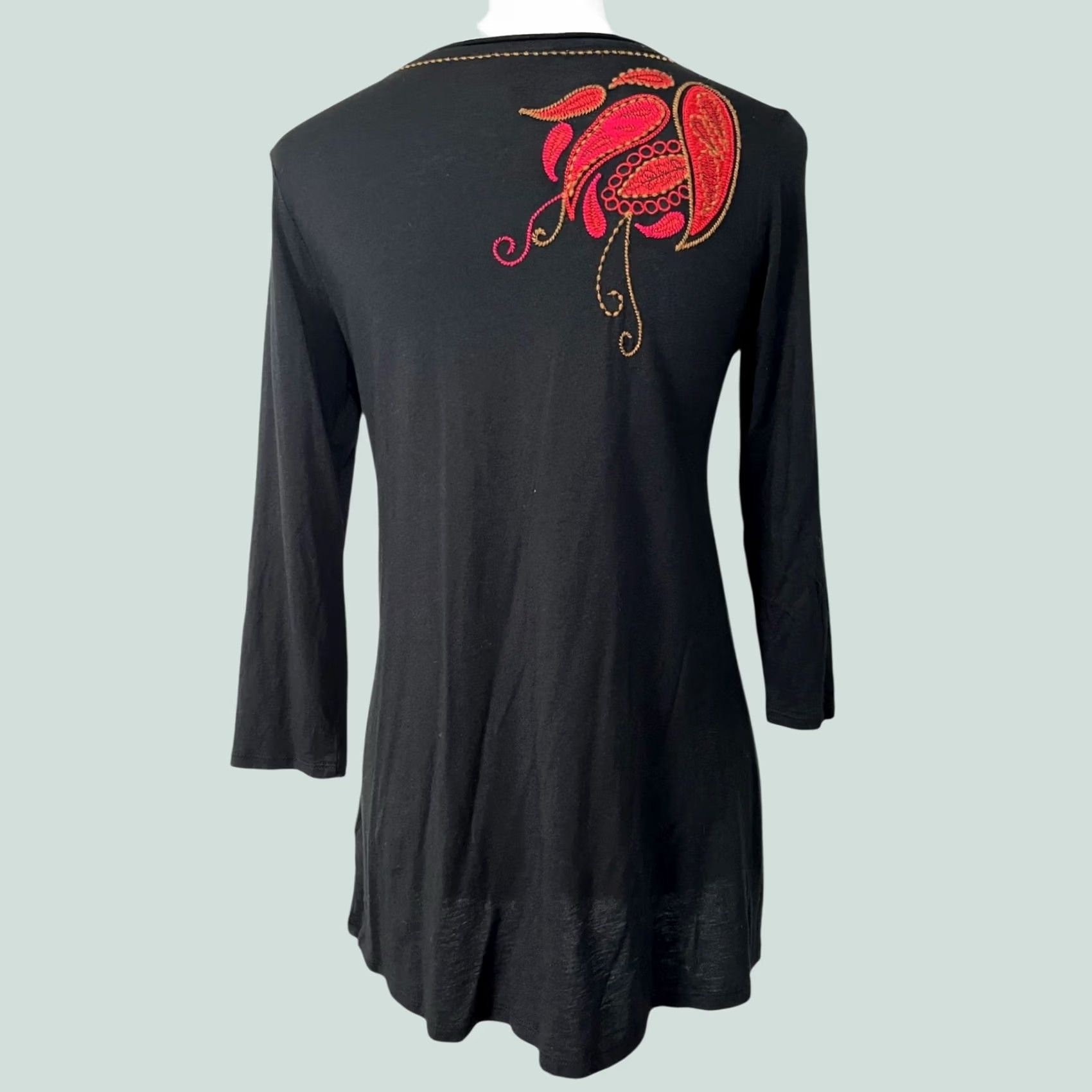 J. Jill VINTAGE J. Jill Embroidered Paisley Tunic Top Blouse Black 3/4 Sleeve XS Womens Tunic Blouse Paisley Embroidered Knit Cotton Modal Size XS / US 0-2 / IT 36-38 - 1 Thumbnail