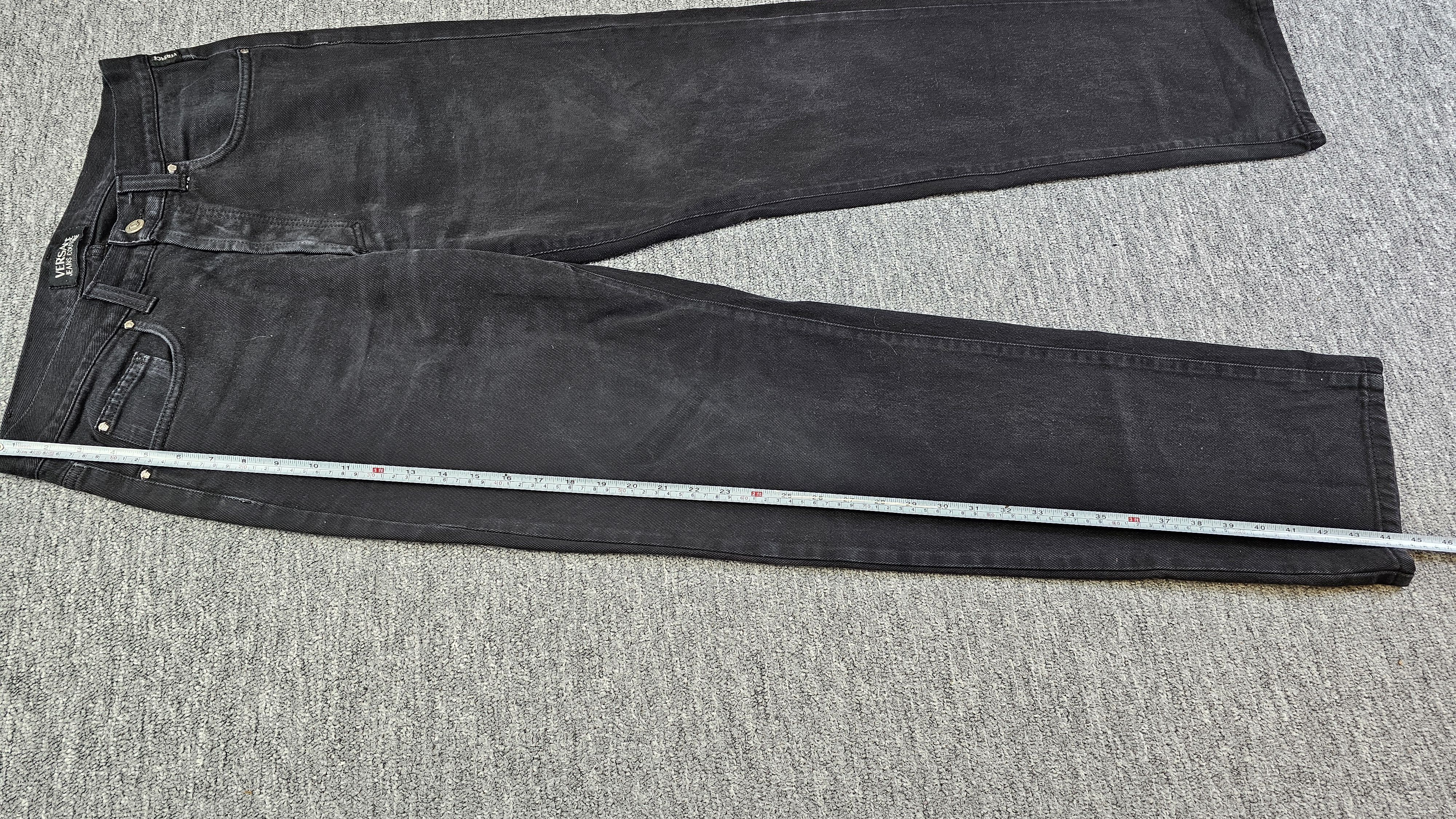 Versace Jeans Couture Versace Jeans Couture 90s Black Straight Denim Medusa 35 Size US 35 - 13 Thumbnail