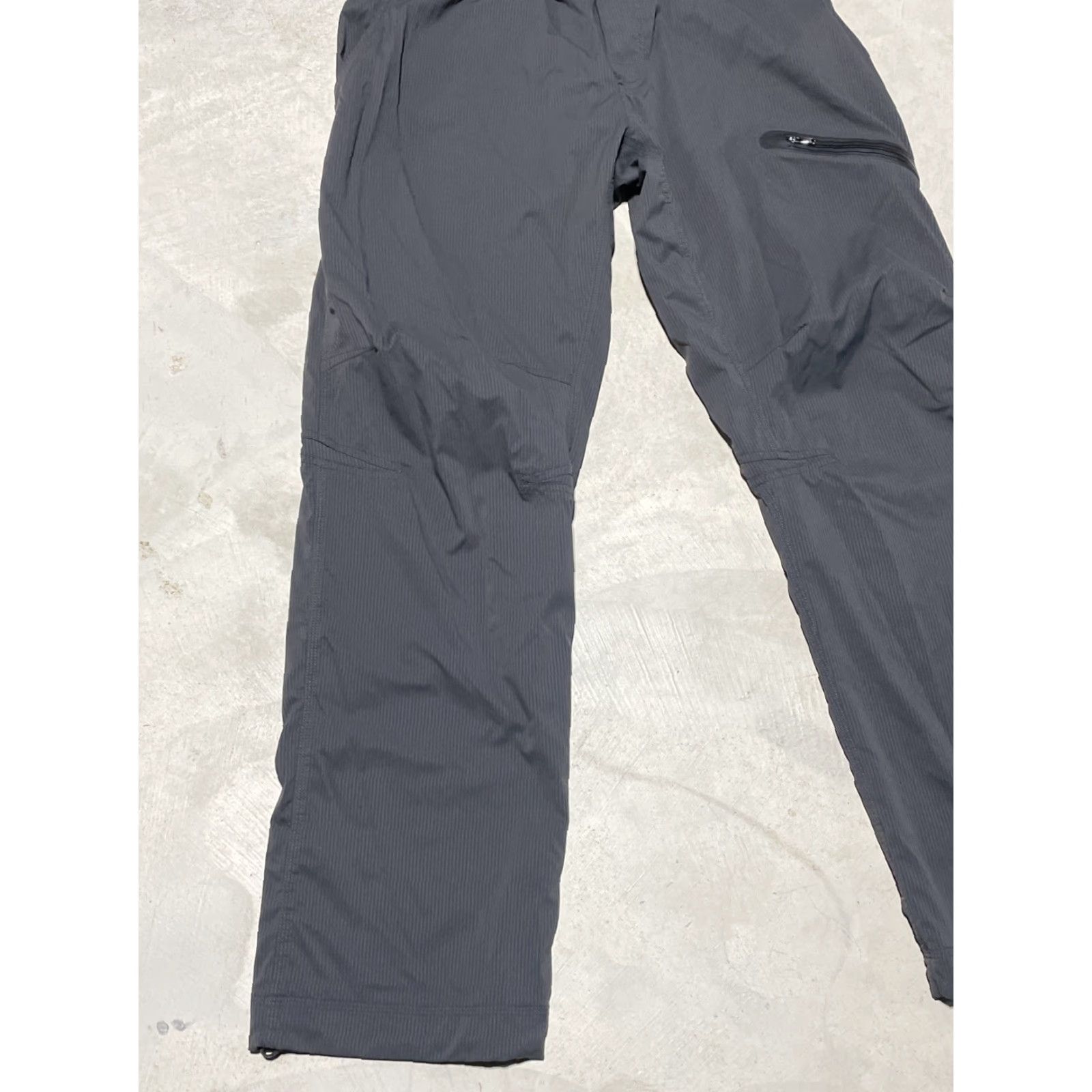 Lululemon Lululemon Pants Men XL Gray Dance Studio Technical Stretch Zip Pocket Cargo Size US 36 / EU 52 - 3 Thumbnail