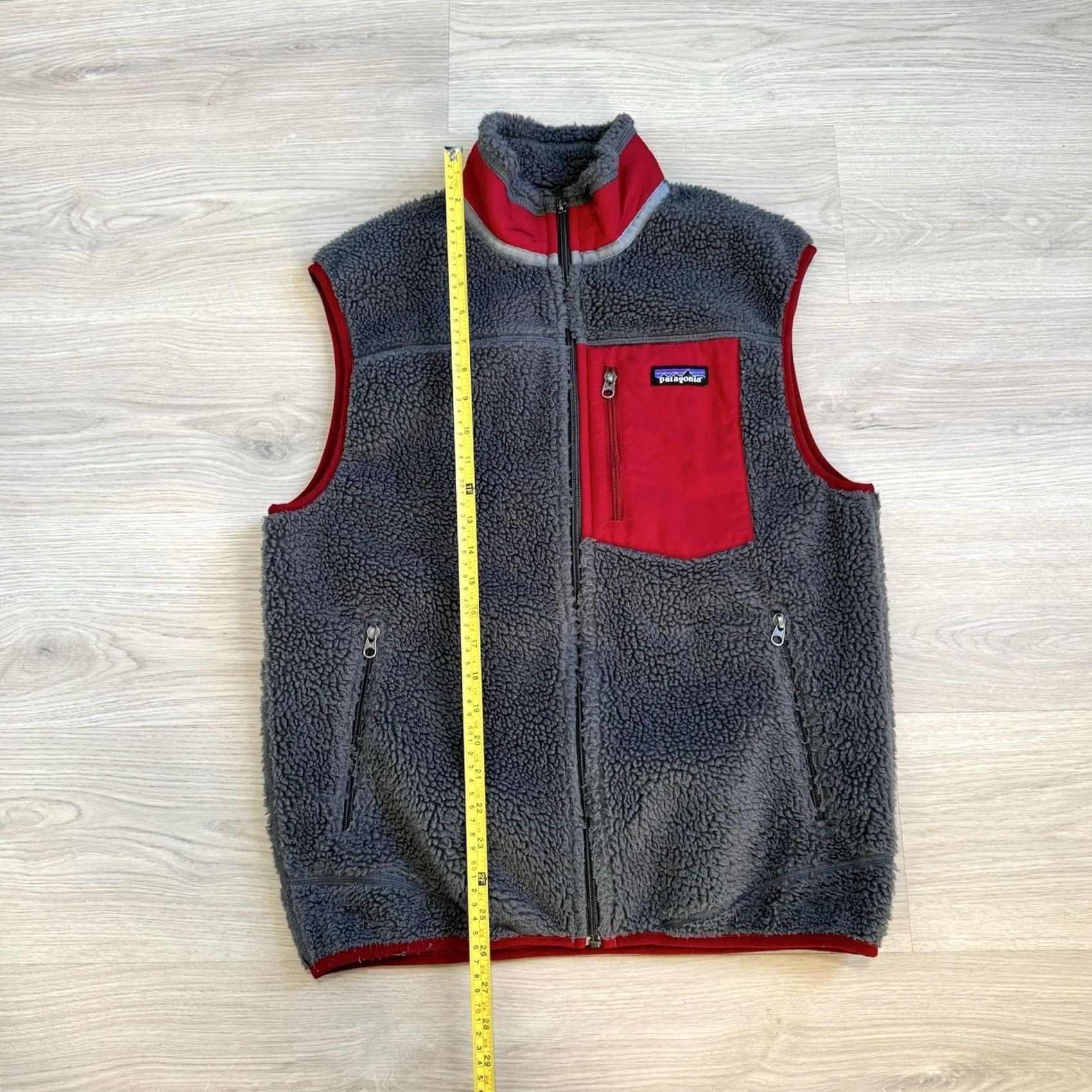 Patagonia Patagonia Vest M Classic Retro-X Fleece Full Zip Gray Red Windbreaker/Logo Knit Mid-Length, Regular Fit, Men Size US M / EU 48-50 / 2 - 6 Thumbnail