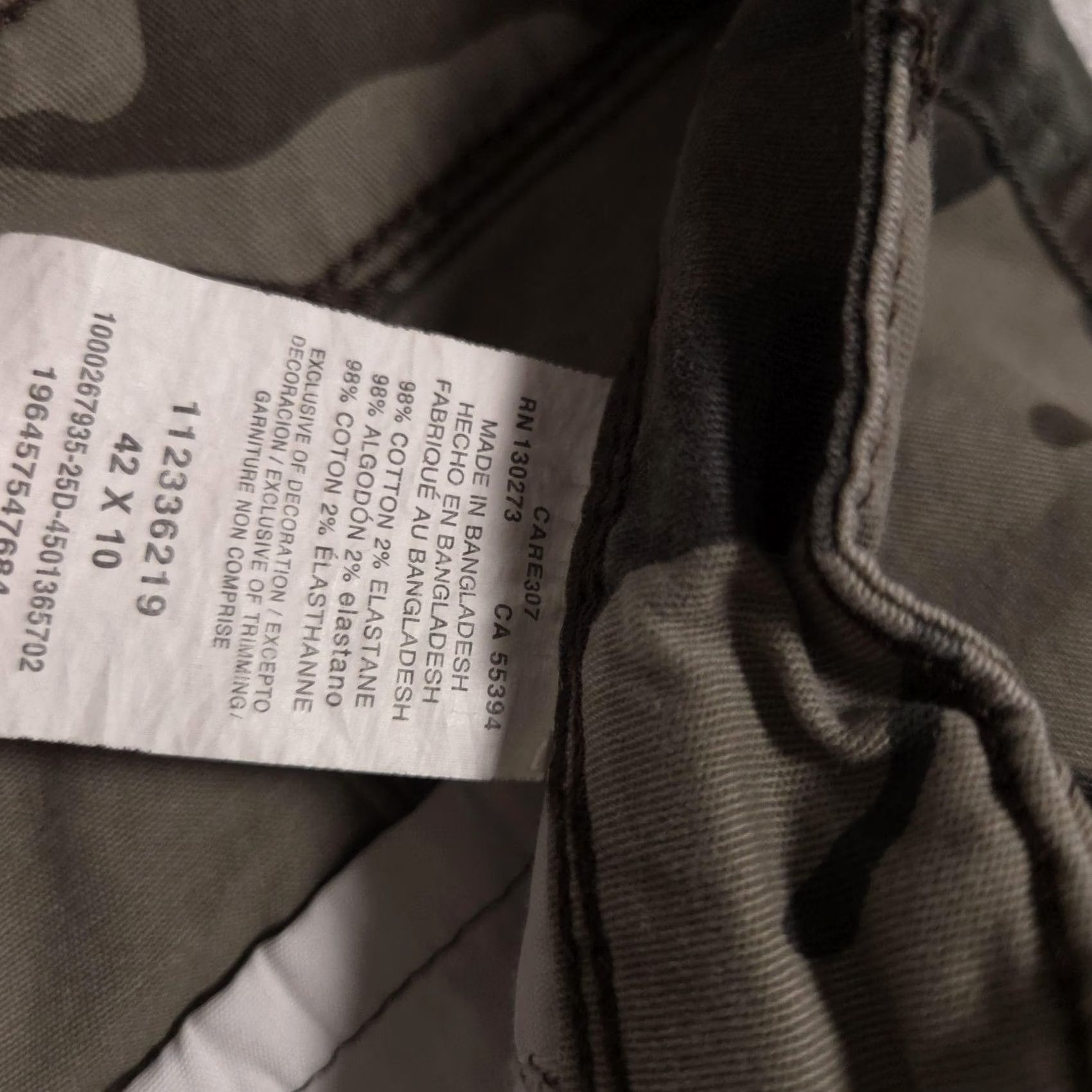 Wrangler Wrangler Cargo Shorts Mens 42 Green Camouflage Relaxed Fit 10 Inseam Utility Cargo Pockets Front Zip Front Flat Front Casual Outdoor Army Army Mens Size US 42 / EU 58 - 7 Thumbnail