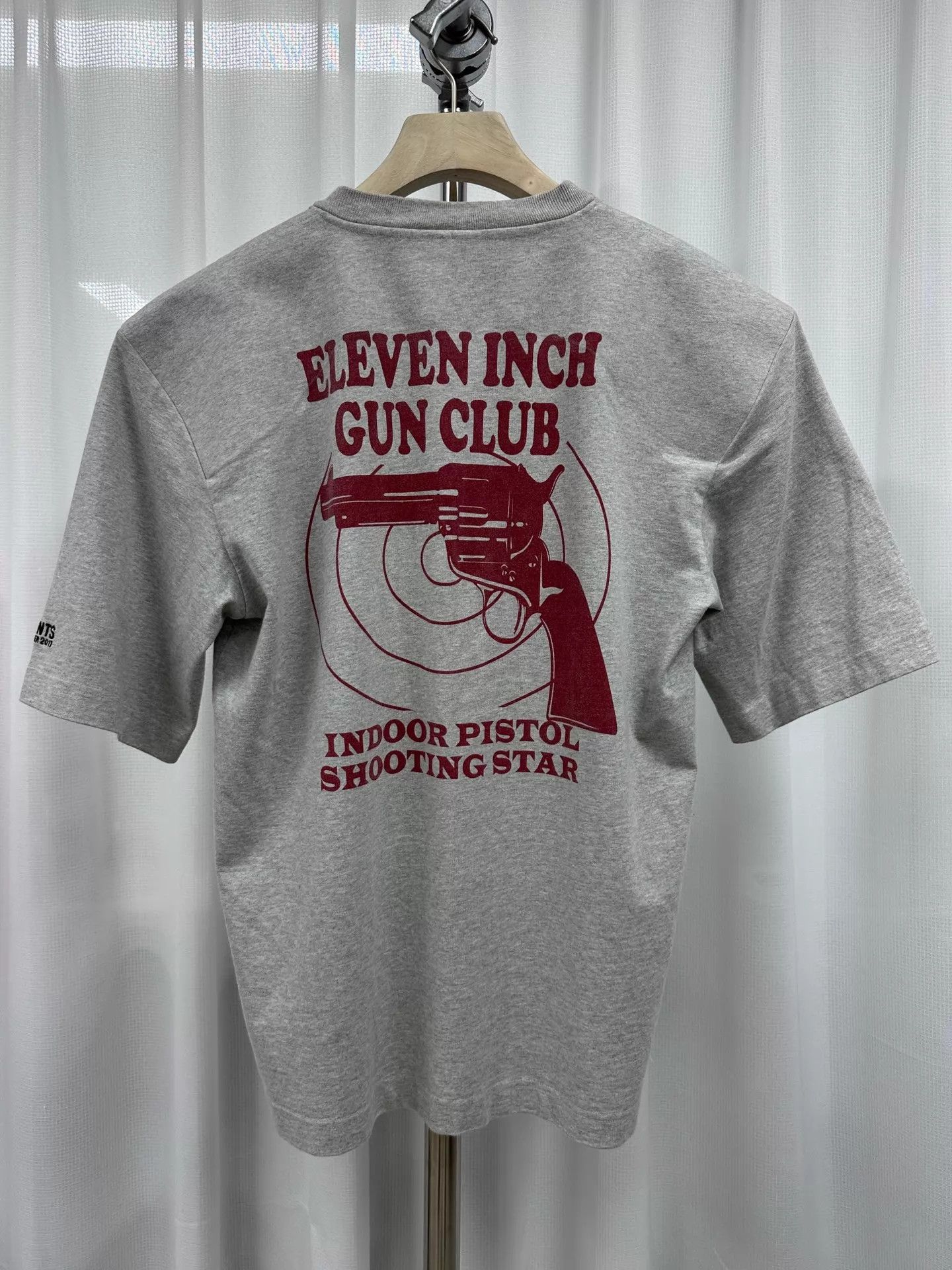 Vetements Vetements 17AW Padded Shoulders Target SS T-Shirt S Size US S / EU 44-46 / 1 - 2 Thumbnail