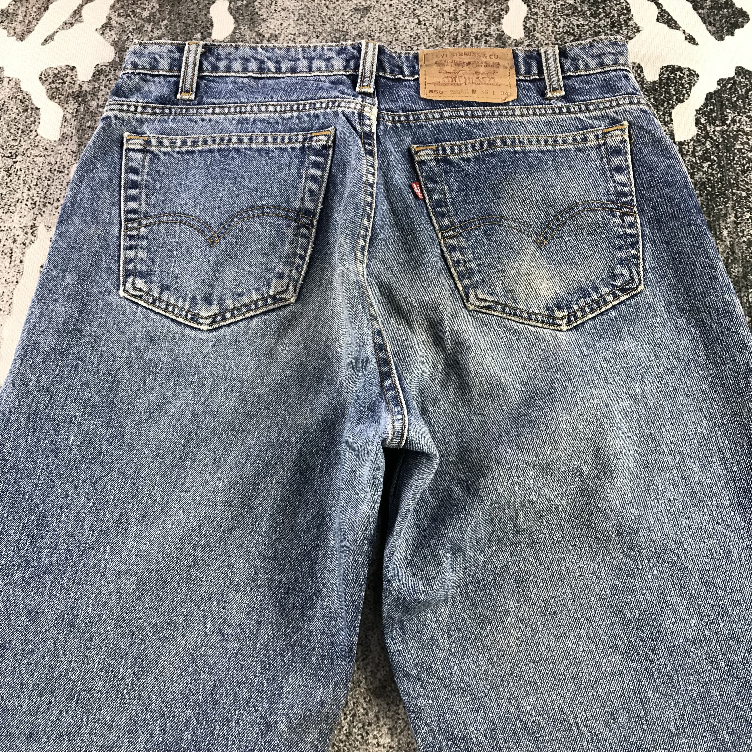 Levi's Vintage Levis 550 Jeans Medium Wash Denim KJ3356 Size US 34 / EU 50 - 4 Thumbnail