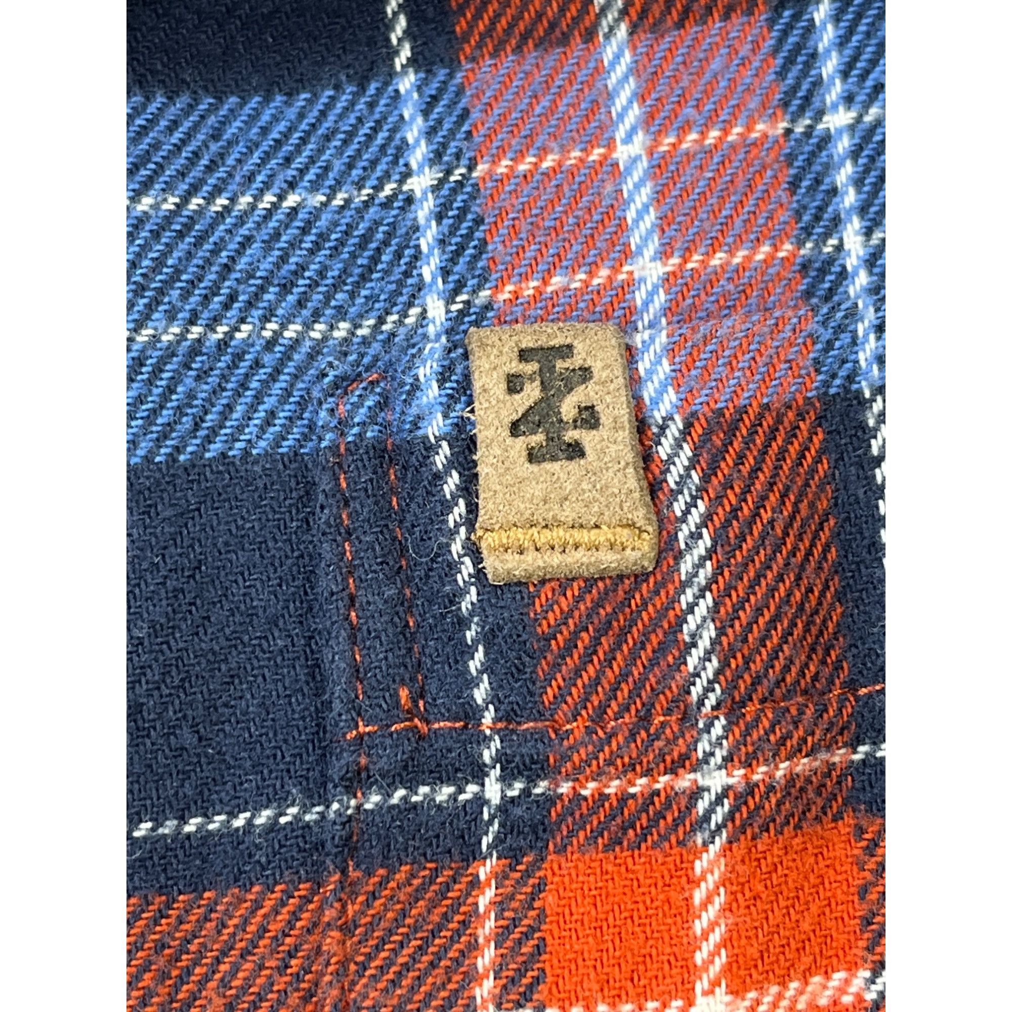 Izod IZOD SKU 7651Mens Red and Blue Plaid Button Down Long Sleeve Size US L / EU 52-54 / 3 - 10 Thumbnail