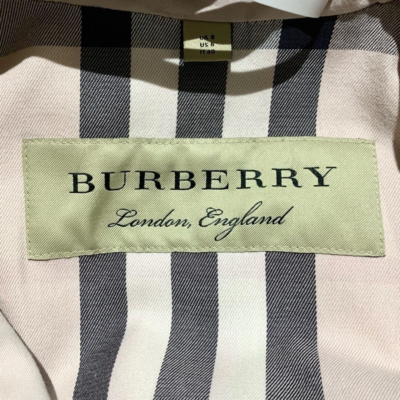 Burberry Burberry London England Double-Breasted Belted Trench Coat L Size M / US 6-8 / IT 42-44 - 2 Thumbnail