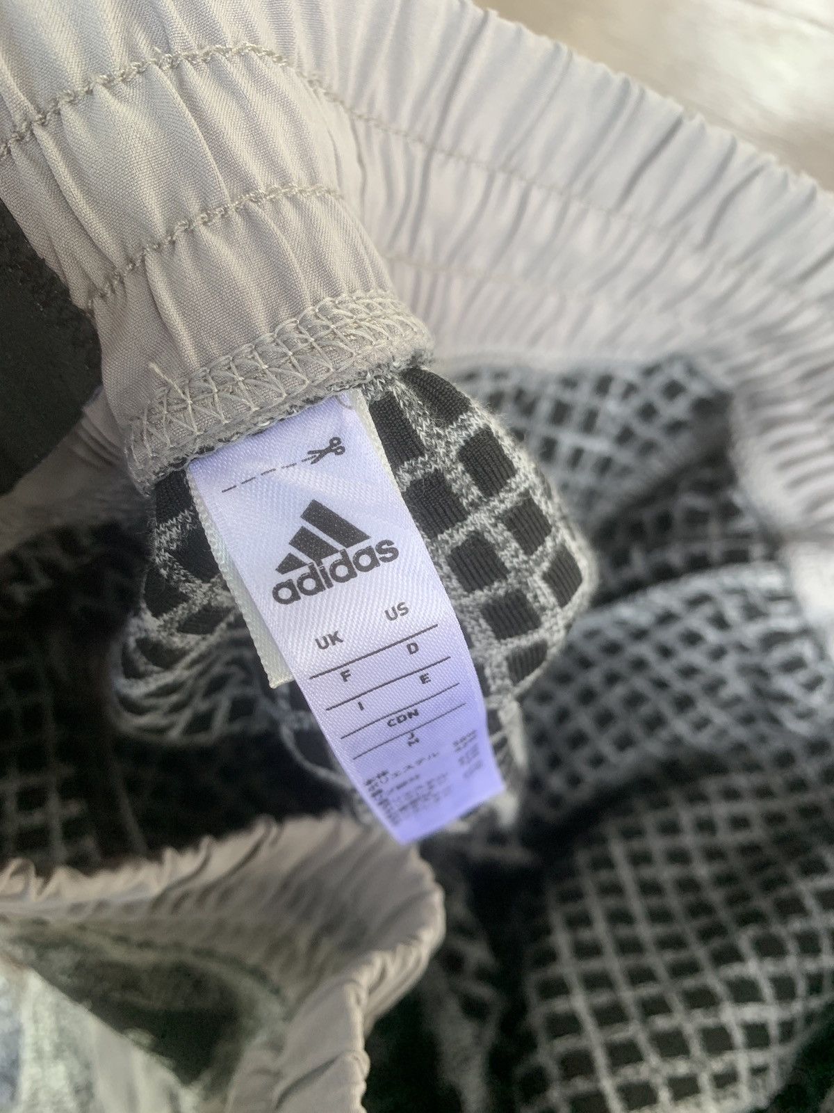 Adidas × Reigning Champ Adidas x Reigning Champ grey sweatpants size 27-32 Size US 32 / EU 48 - 5 Thumbnail