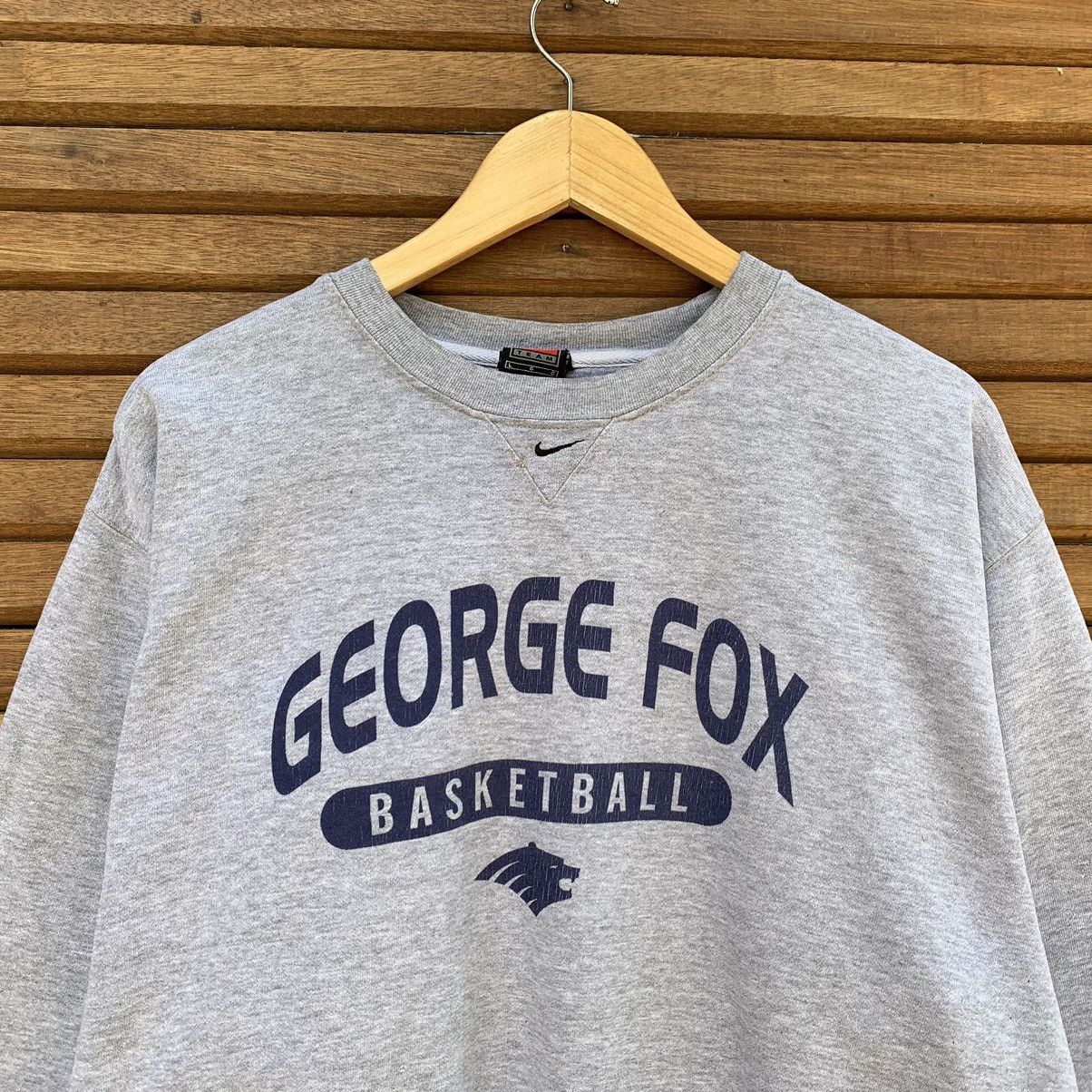 Nike Vintage Nike George Fox Basketball University Sweatshirt Size US L / EU 52-54 / 3 - 3 Thumbnail