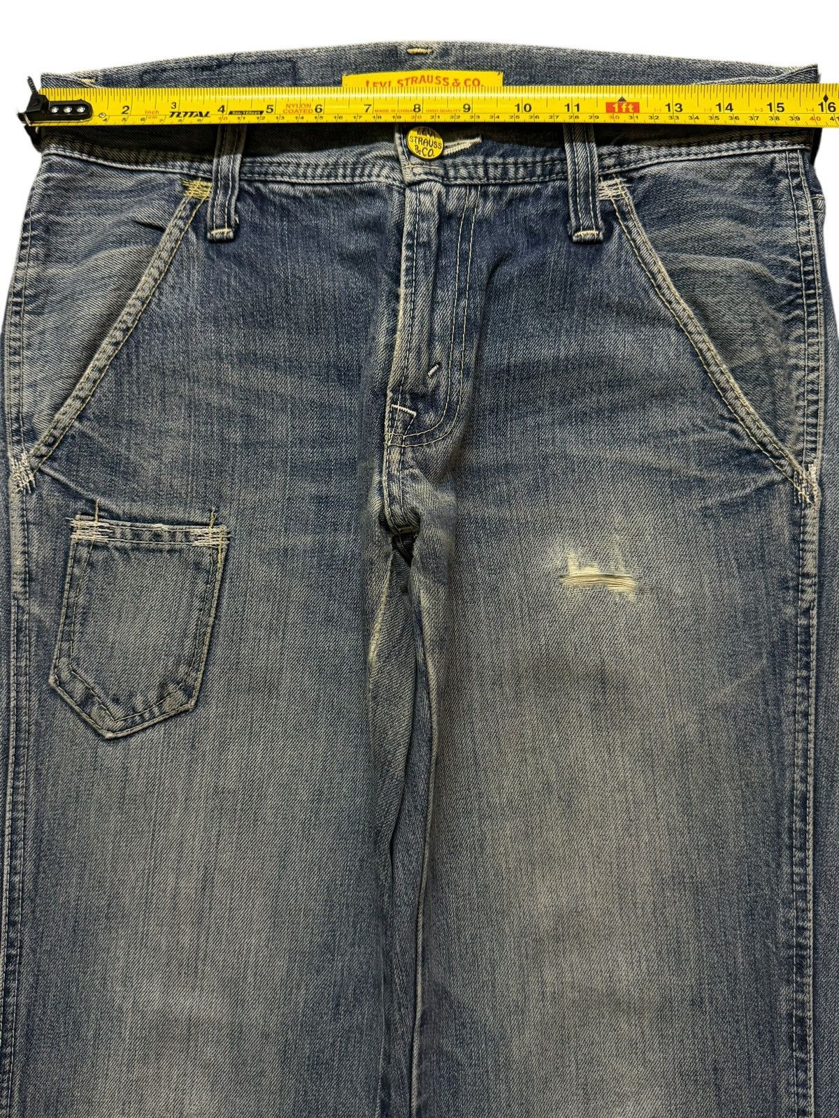 Levi's Vintage Y2K Levis 502 Blue Faded Wash Yellow Tab Regular Fit Size US 31 - 10 Thumbnail