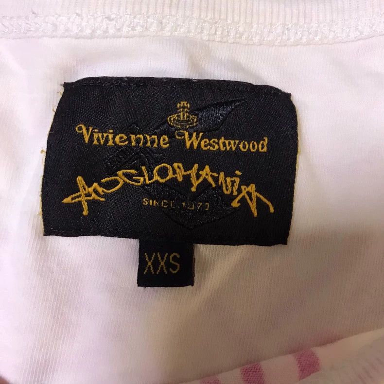 Vivienne Westwood Vivienne Westwood White base with pink graffiti short slee Size XXS / US 00 / IT 34 - 6 Thumbnail