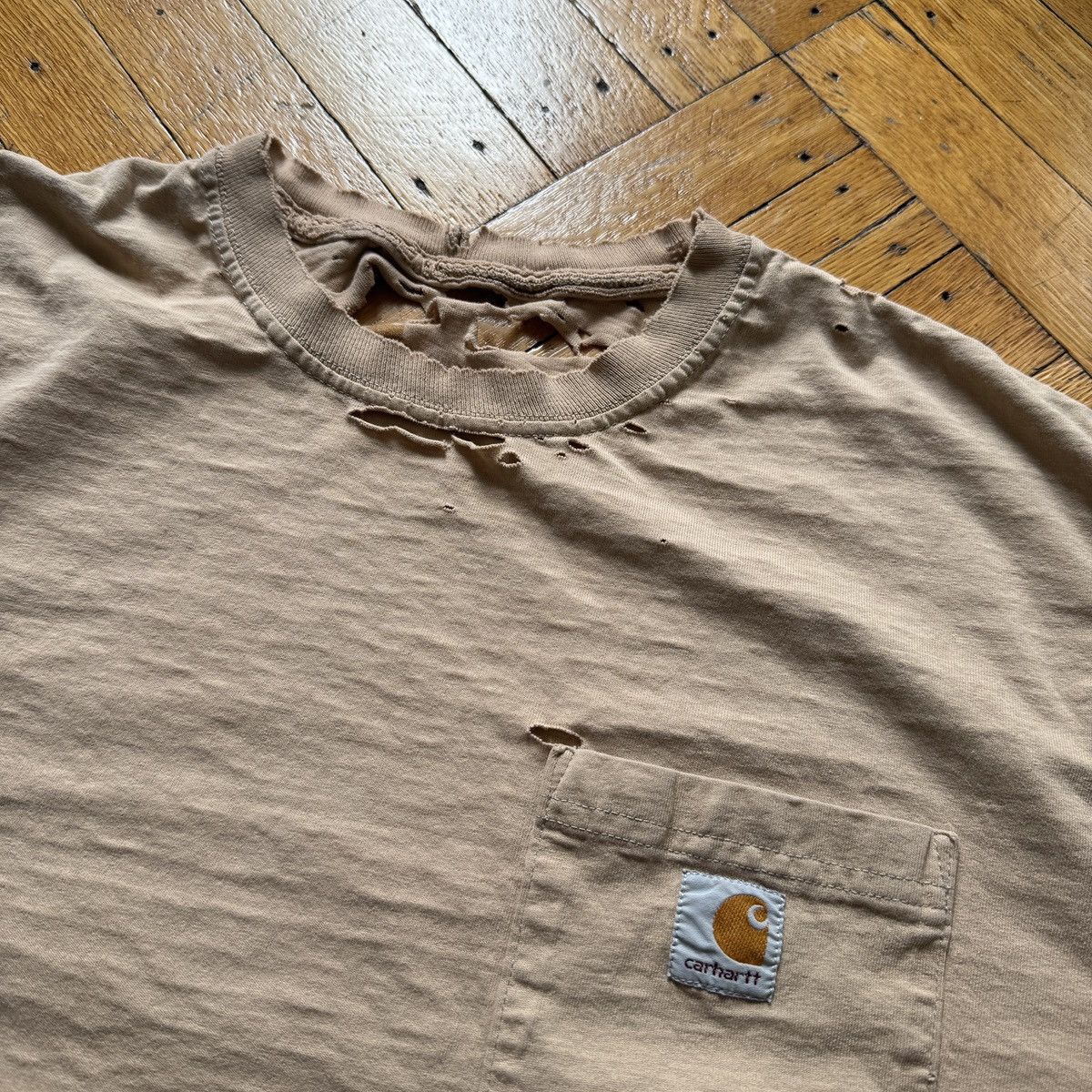 Carhartt Absolutely Shredded Tan Carhartt Tee Size US L / EU 52-54 / 3 - 1 Thumbnail