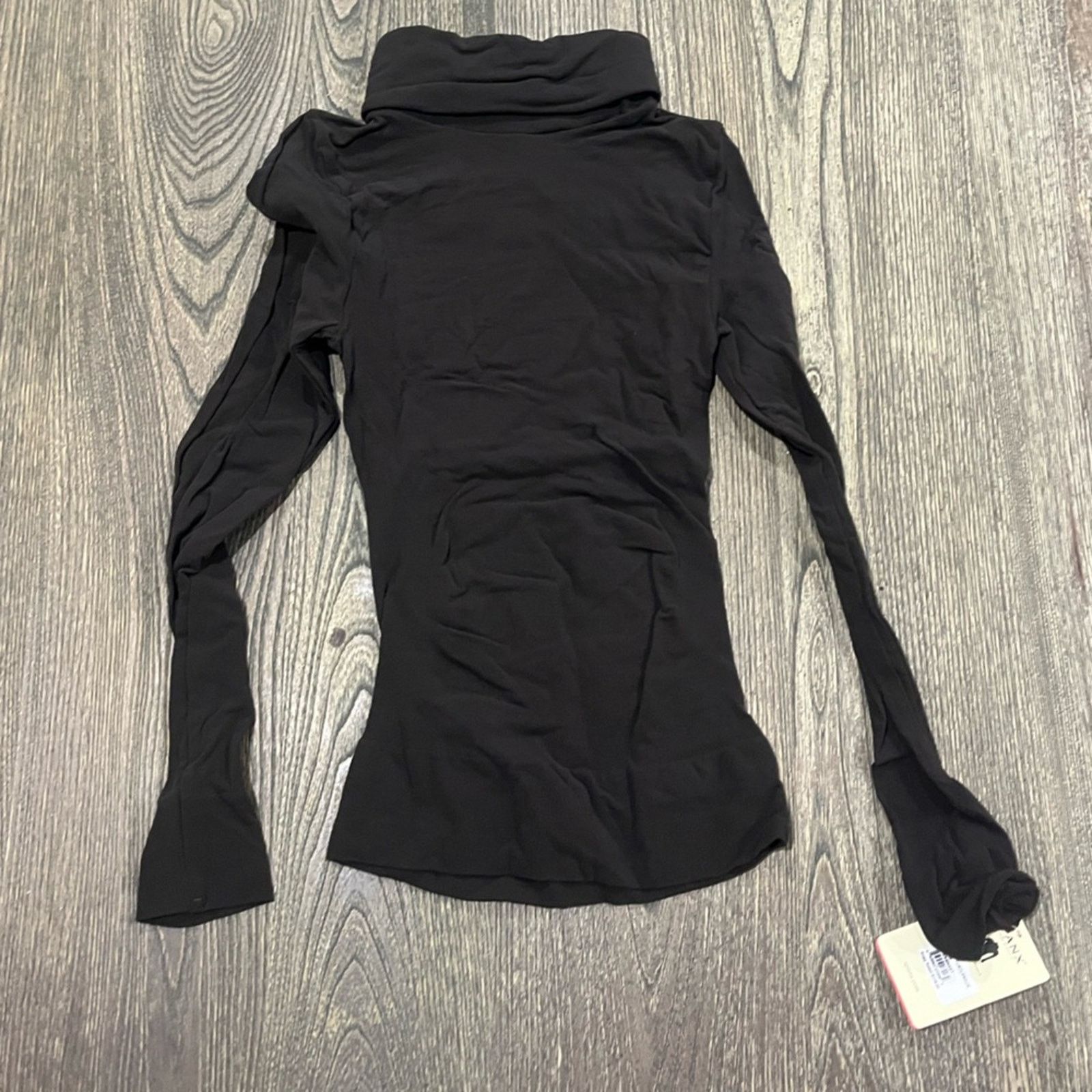 Spanx NWT Spanx On Top & In Control Turtleneck Top Bittersweet M Size M / US 6-8 / IT 42-44 - 1 Thumbnail