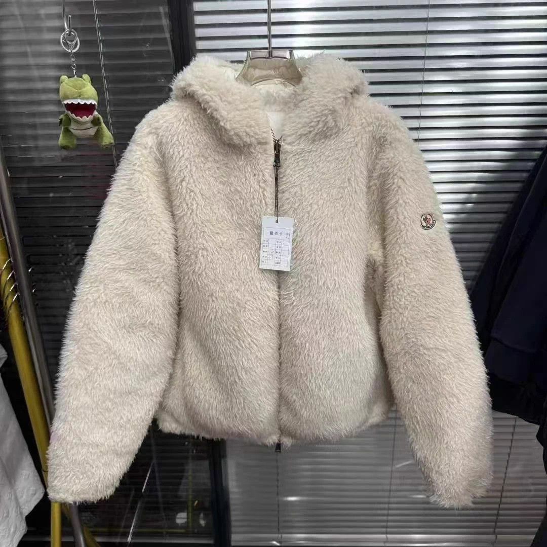 Moncler Moncler Teddy Double-Faced Down Jacket US 2/3 Like New Size M / US 6-8 / IT 42-44 - 1 Thumbnail