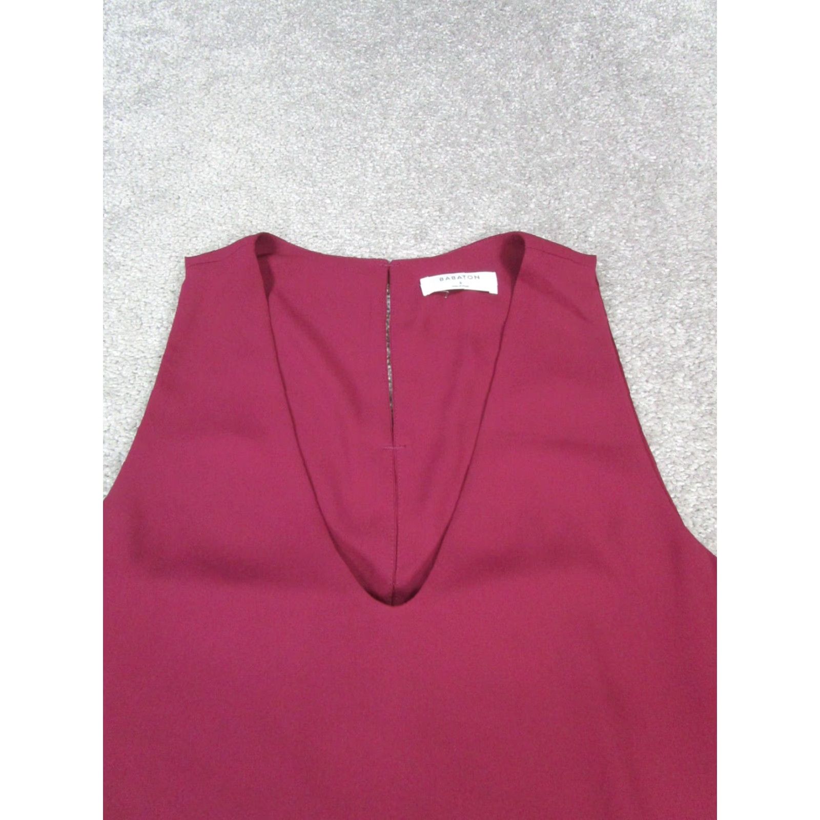 Vintage Babaton Tank Top Womens Small Red V-Neck Pullover Cropped Sleeveless Polyester Shirt Cup? Size S / US 4 / IT 40 - 2 Thumbnail