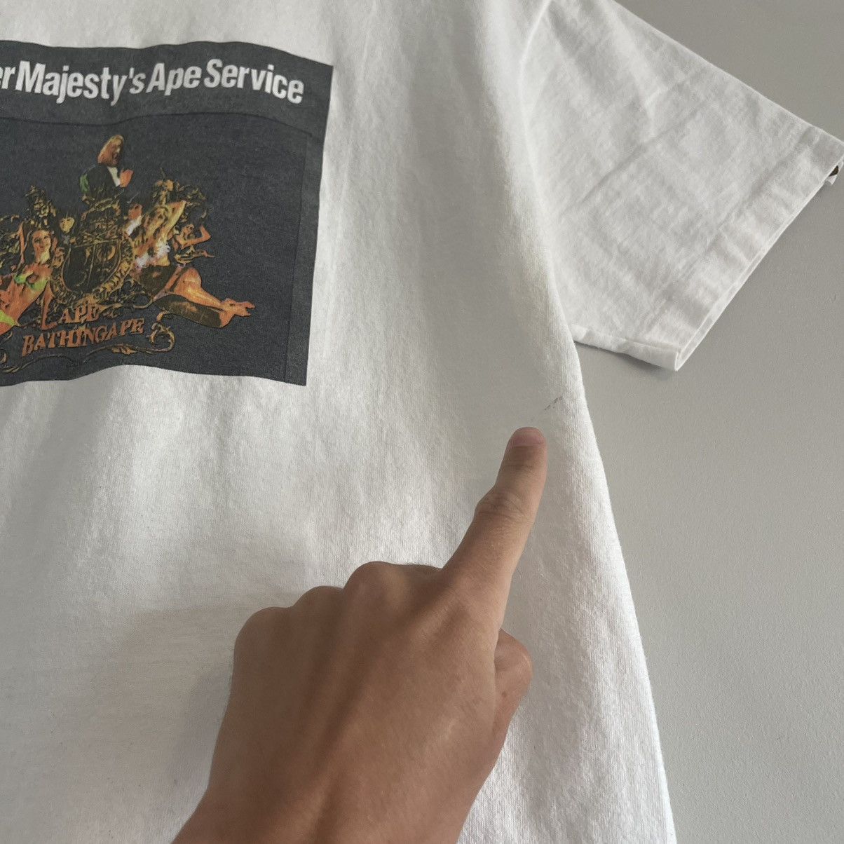 Bape × Nigo × Vintage OG Bape Oneita Tag On Her Majesty’s Ape Service Tee Size US M / EU 48-50 / 2 - 7 Thumbnail