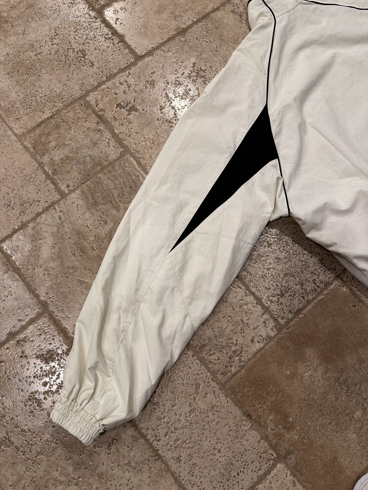 Balenciaga Balenciaga Sport Icon 3B White Zip Track Windbreaker Jacket Size US XXS / EU 40 - 11 Thumbnail