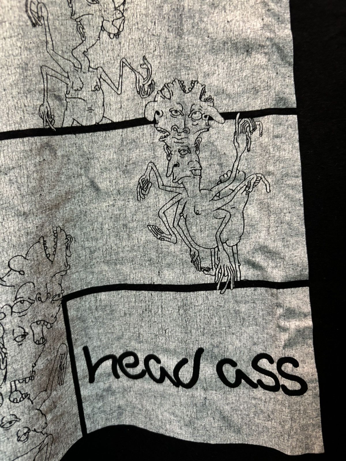 Other RARE Head Ass Explicit Graphic Size US L / EU 52-54 / 3 - 6 Thumbnail