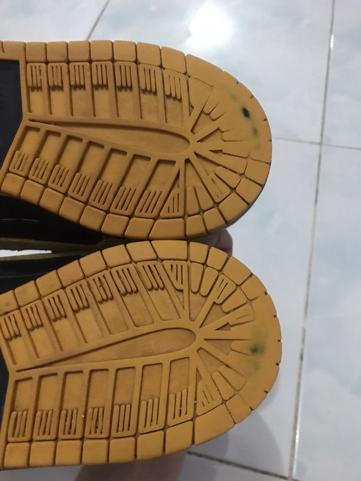 Nike Nike SB Dunk Low pro IOWA Size US 8.5 / EU 41-42 - 9 Thumbnail