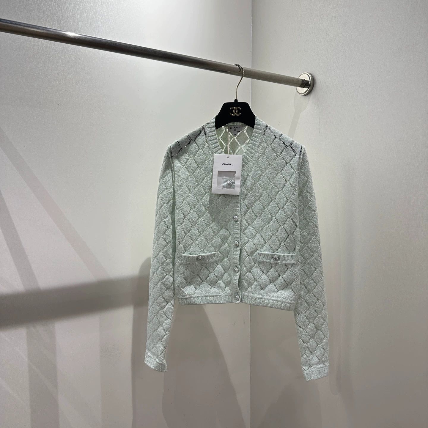 Chanel Chanel Mint Green Quilted Crystal Cardigan apr791 36 Size XS / US 0-2 / IT 36-38 - 1 Thumbnail