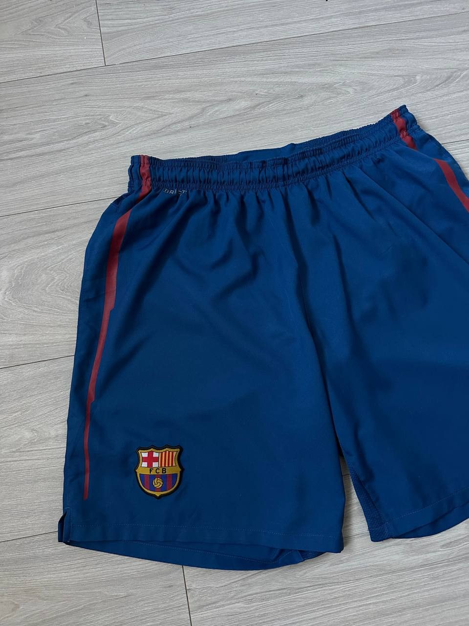 Nike Vintage Y2K Nike FC Barcelona Home Soccer Shorts Size US 34 / EU 50 - 3 Thumbnail
