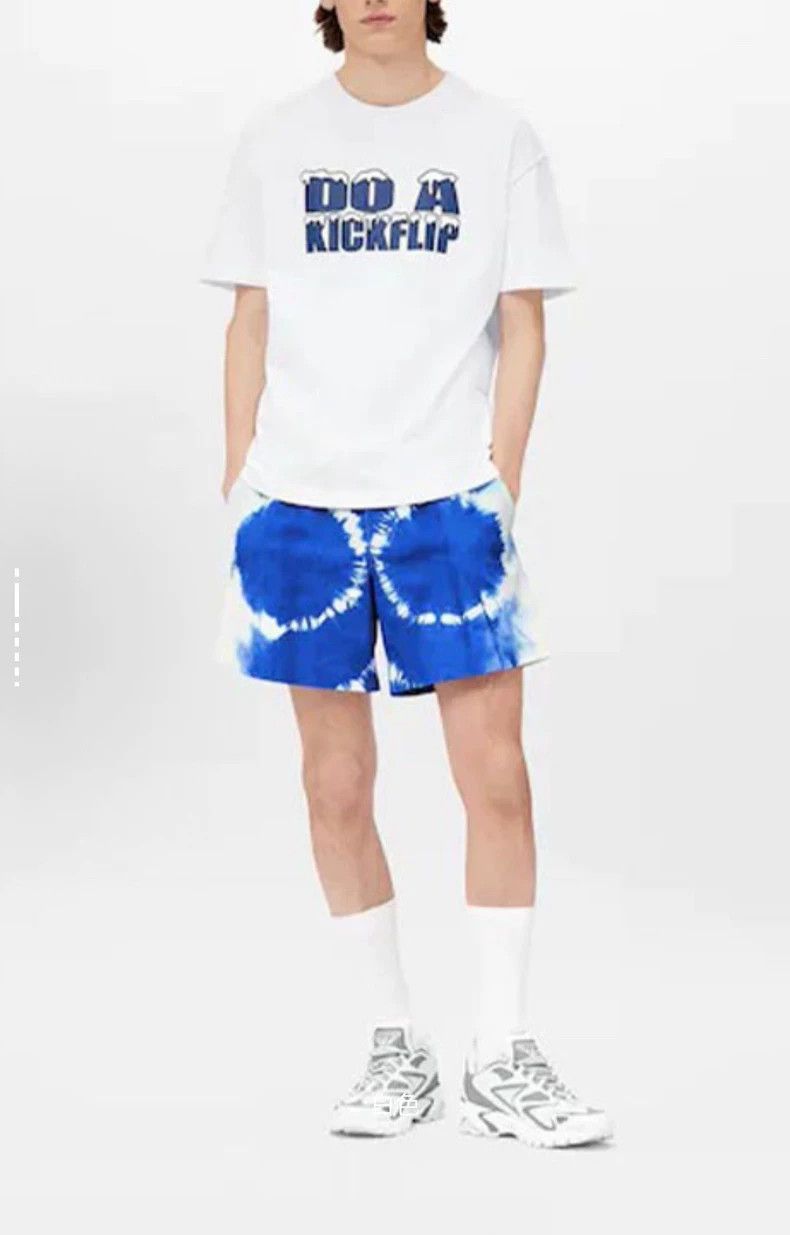 Louis Vuitton Louis Vuitton SS22 Logo Monogram Snow Mountain Print Short Size US L / EU 52-54 / 3 - 3 Thumbnail