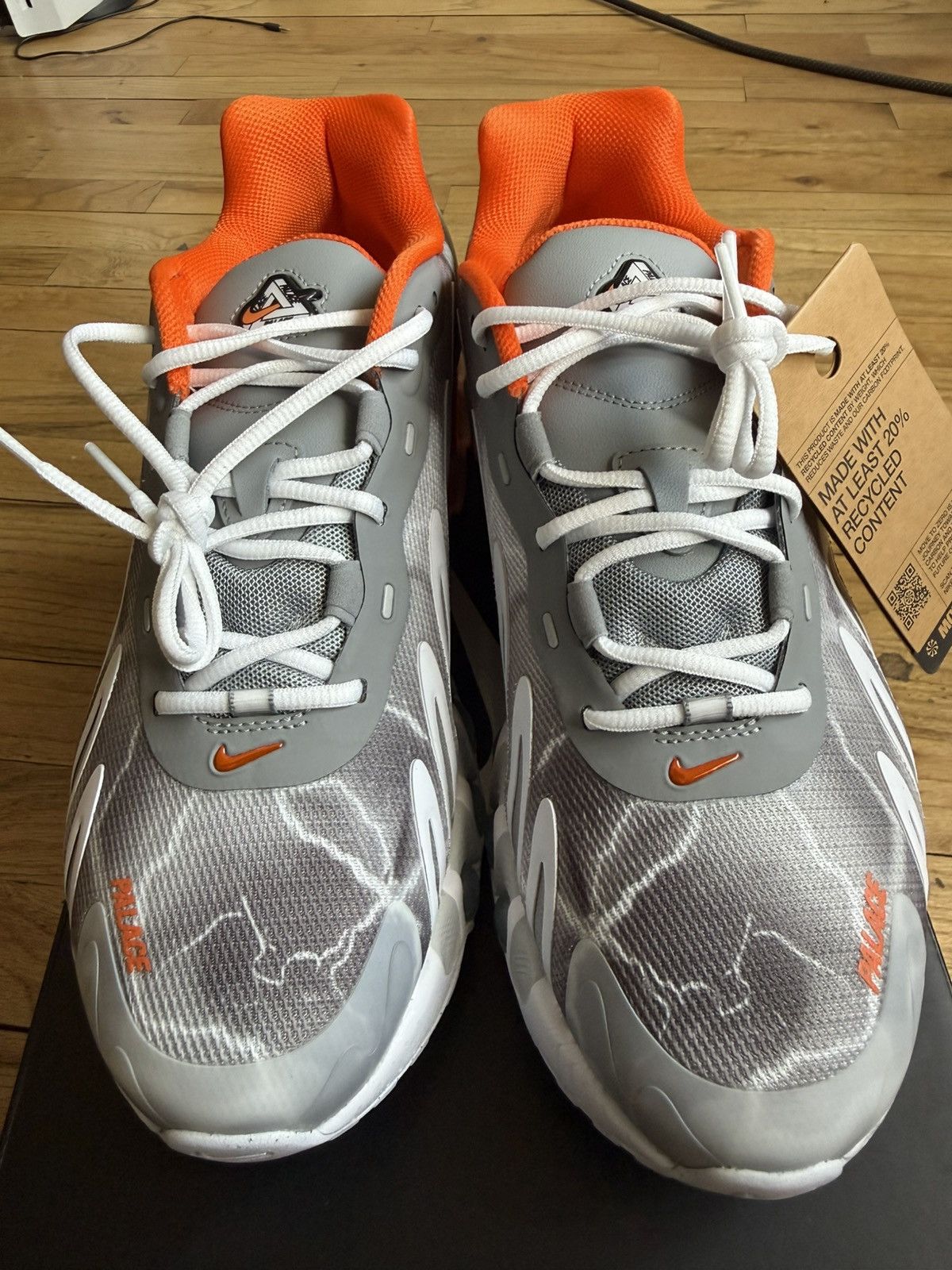 Palace Air Max DN8 SP (2025) Size US 11.5 / EU 44-45 - 10 Thumbnail