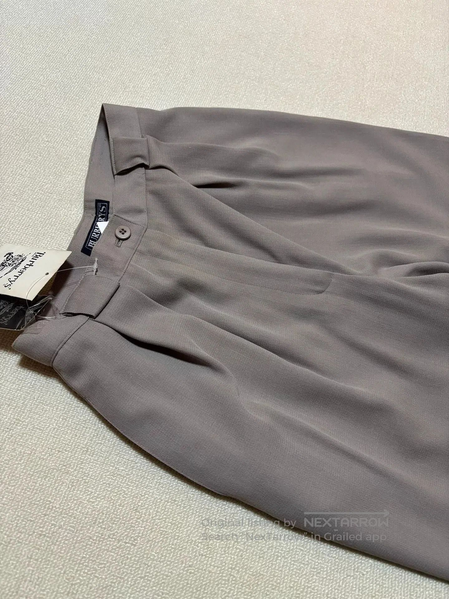Burberry Burberry Women's High. Size 29" - 1 Thumbnail