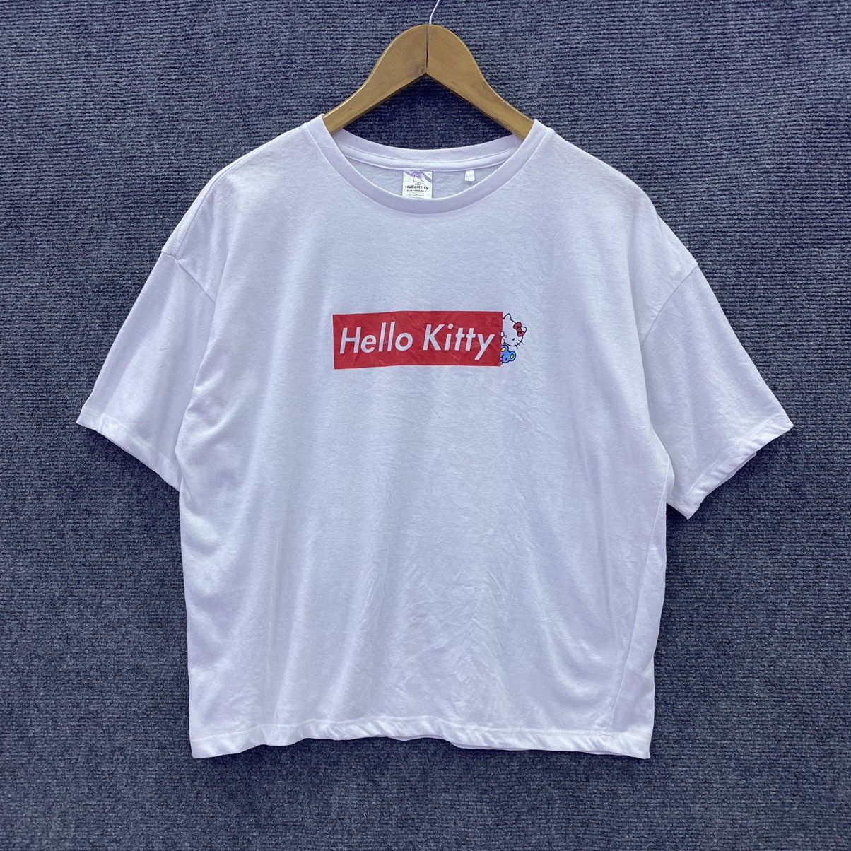 Disney Hello Kitty Tshirt Croptop Size L / US 10 / IT 46 - 1 Thumbnail