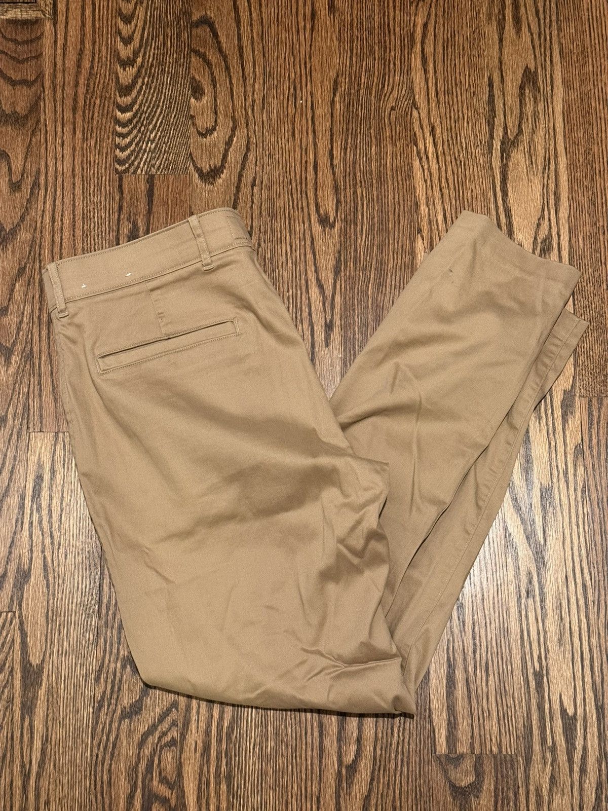 Abercrombie & Fitch Tan straight fit stretch chino pants Size US 33 - 2 Thumbnail