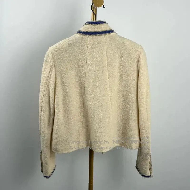 Chanel Chanel Cream Wool Women's Cardigan . Size XS / US 0-2 / IT 36-38 - 2 Thumbnail