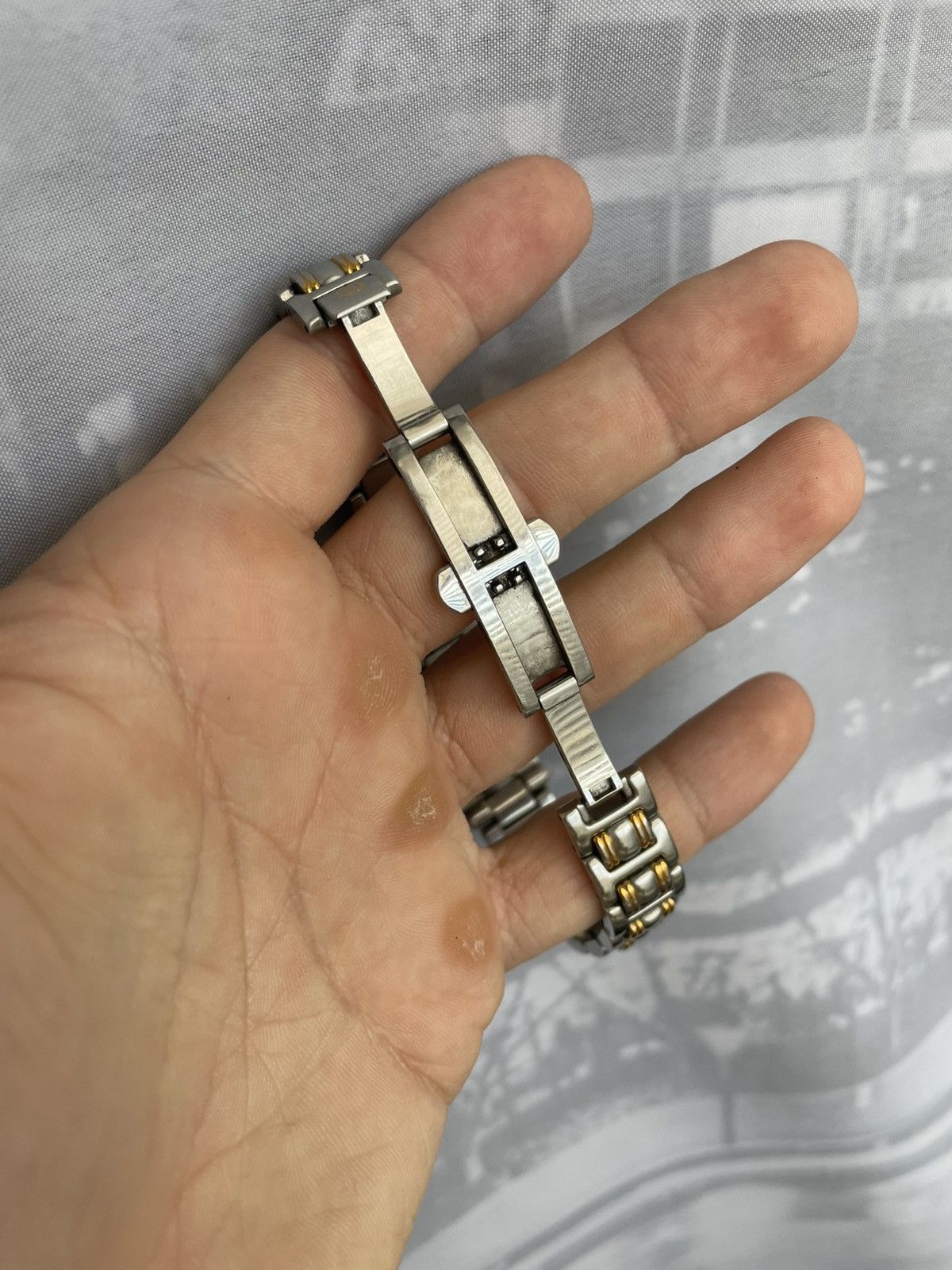 Gucci Gucci Watch 9000L Size ONE SIZE - 12 Thumbnail