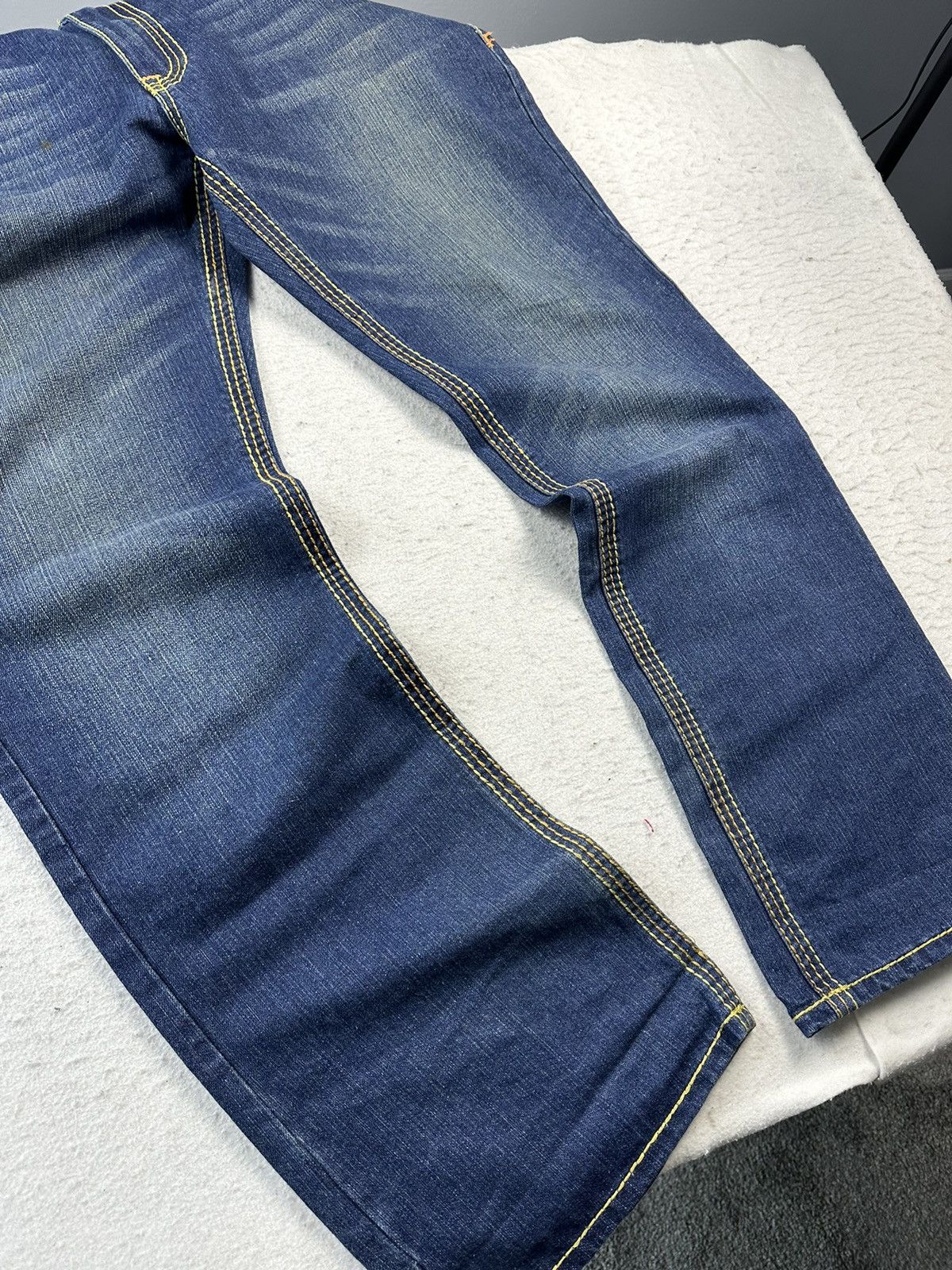 True Religion × Vintage Crazy Vintage True Religion Contrast Stitching Baggy Jeans Size US 40 / EU 56 - 4 Thumbnail