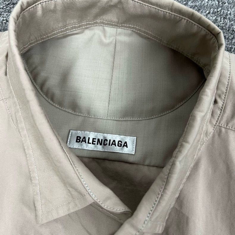 Balenciaga Balenciaga size 38 Letter Logo silhouette short sleeve shir Size US M / EU 48-50 / 2 - 4 Thumbnail