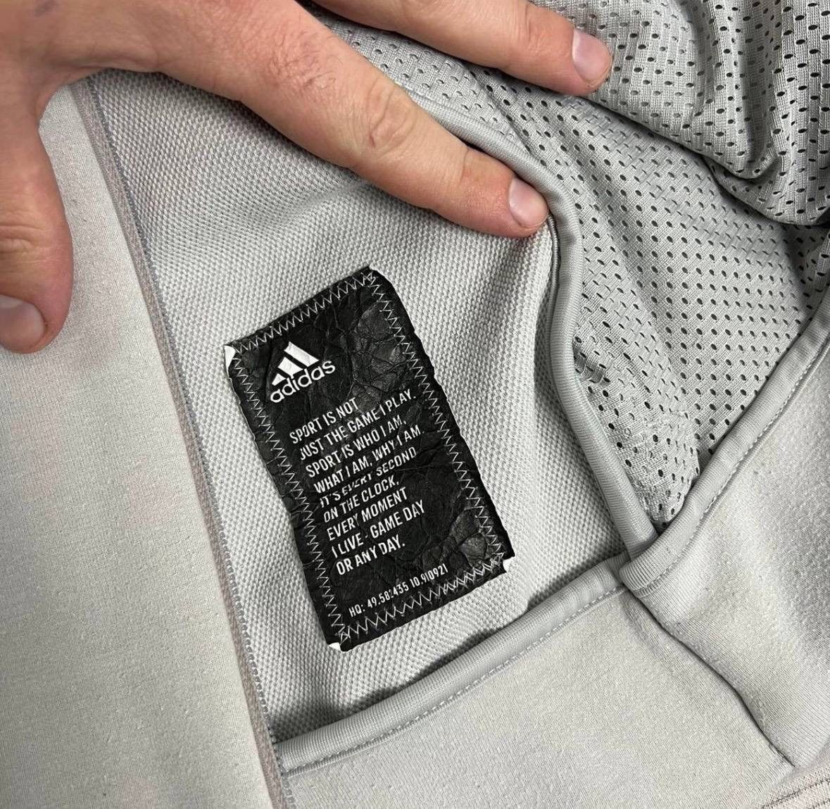 Adidas Adidas ZNE zip hoodie gorpcore style ninja y2k style Size US L / EU 52-54 / 3 - 6 Thumbnail