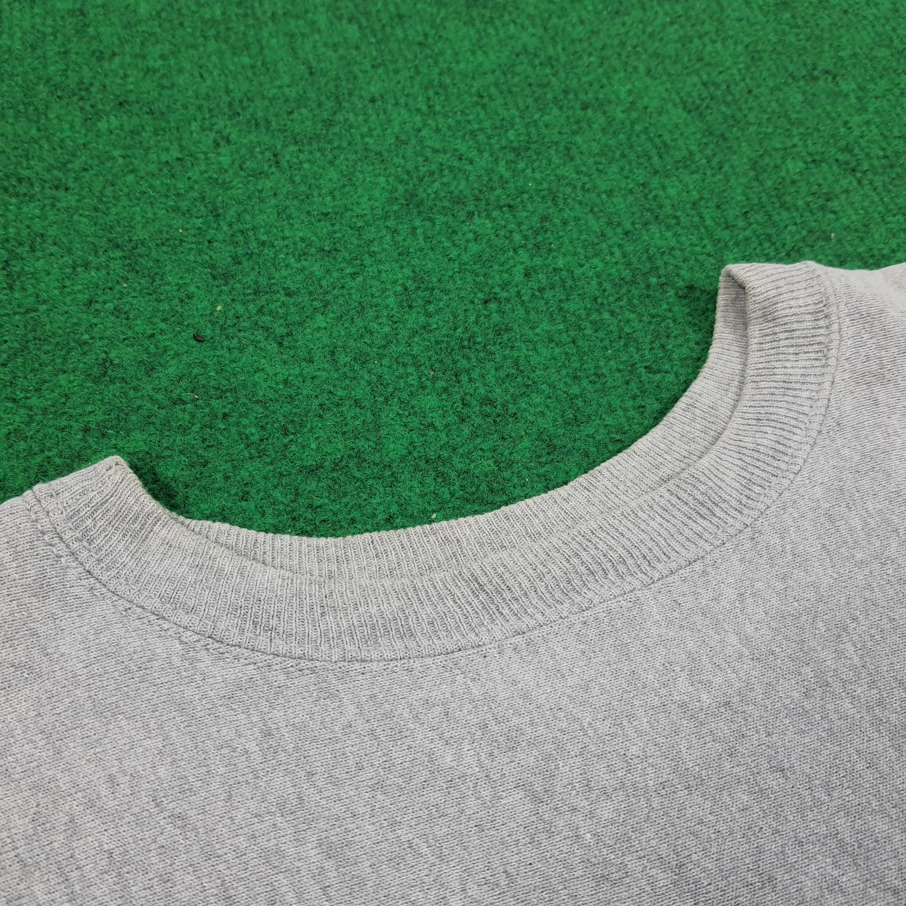 Champion × Vintage Vintage Champion Small Logo Embroidery Sweatshirt Size US S / EU 44-46 / 1 - 5 Thumbnail