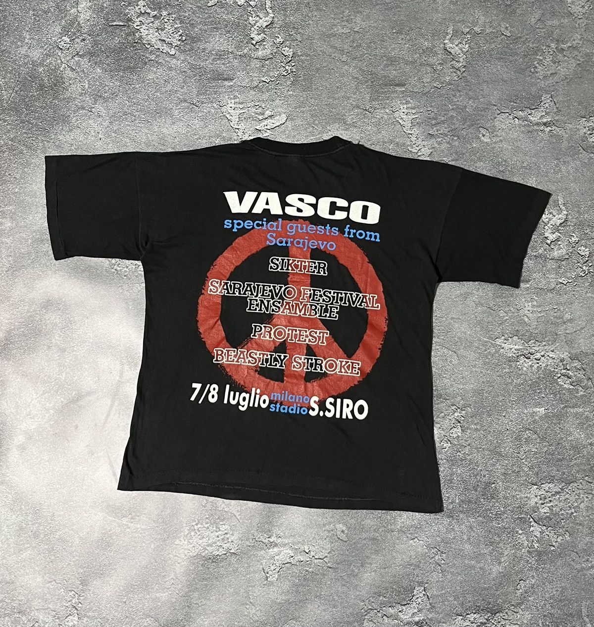 Vintage Vintage 90s Vasco Rossi Double Side Logo Shirt Size US XL / EU 56 / 4 - 6 Thumbnail