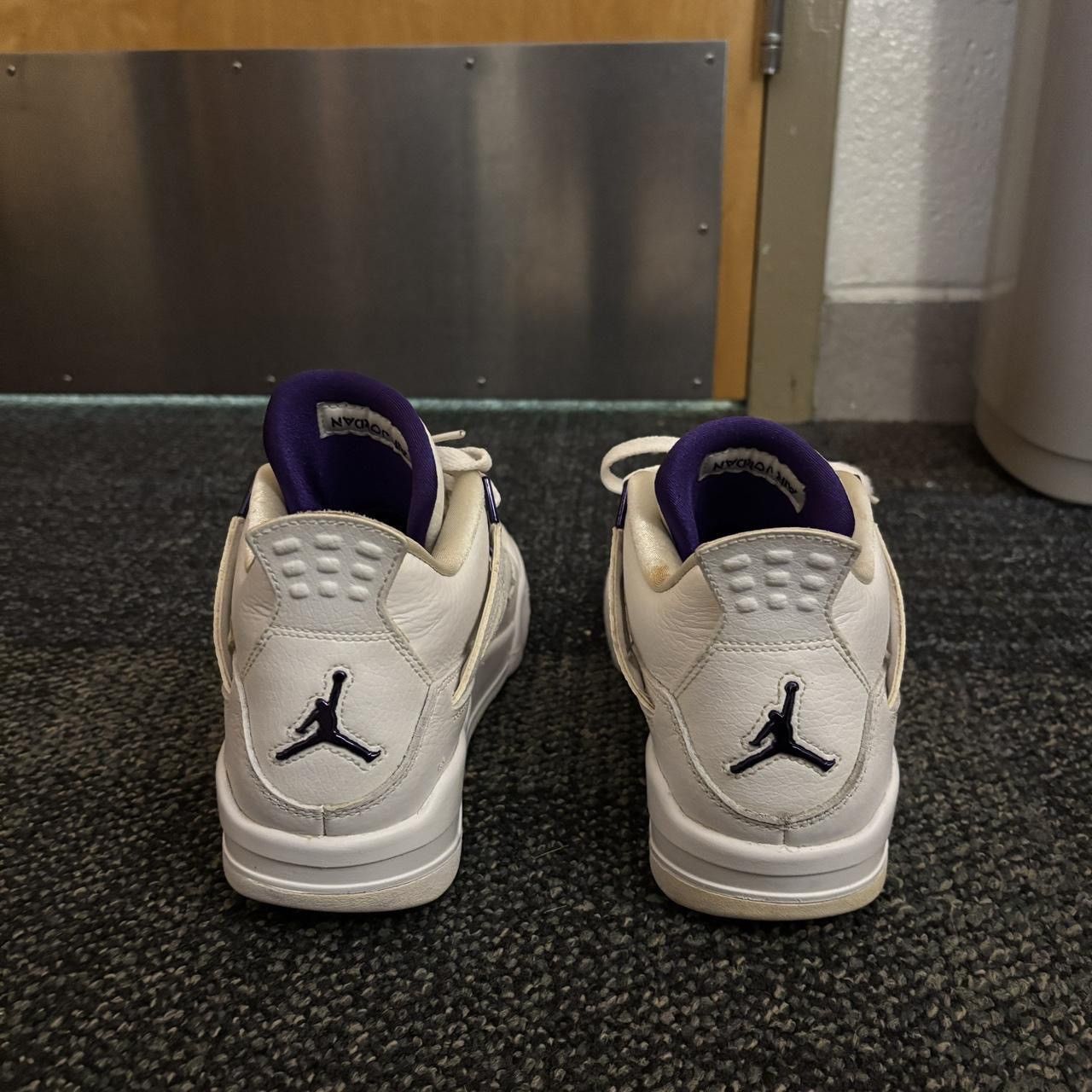Jordan Brand × Nike Air Jordan 4 Retro ‘Purple Metallic’ 8.5W Size US 8.5 / IT 38.5 - 5 Thumbnail