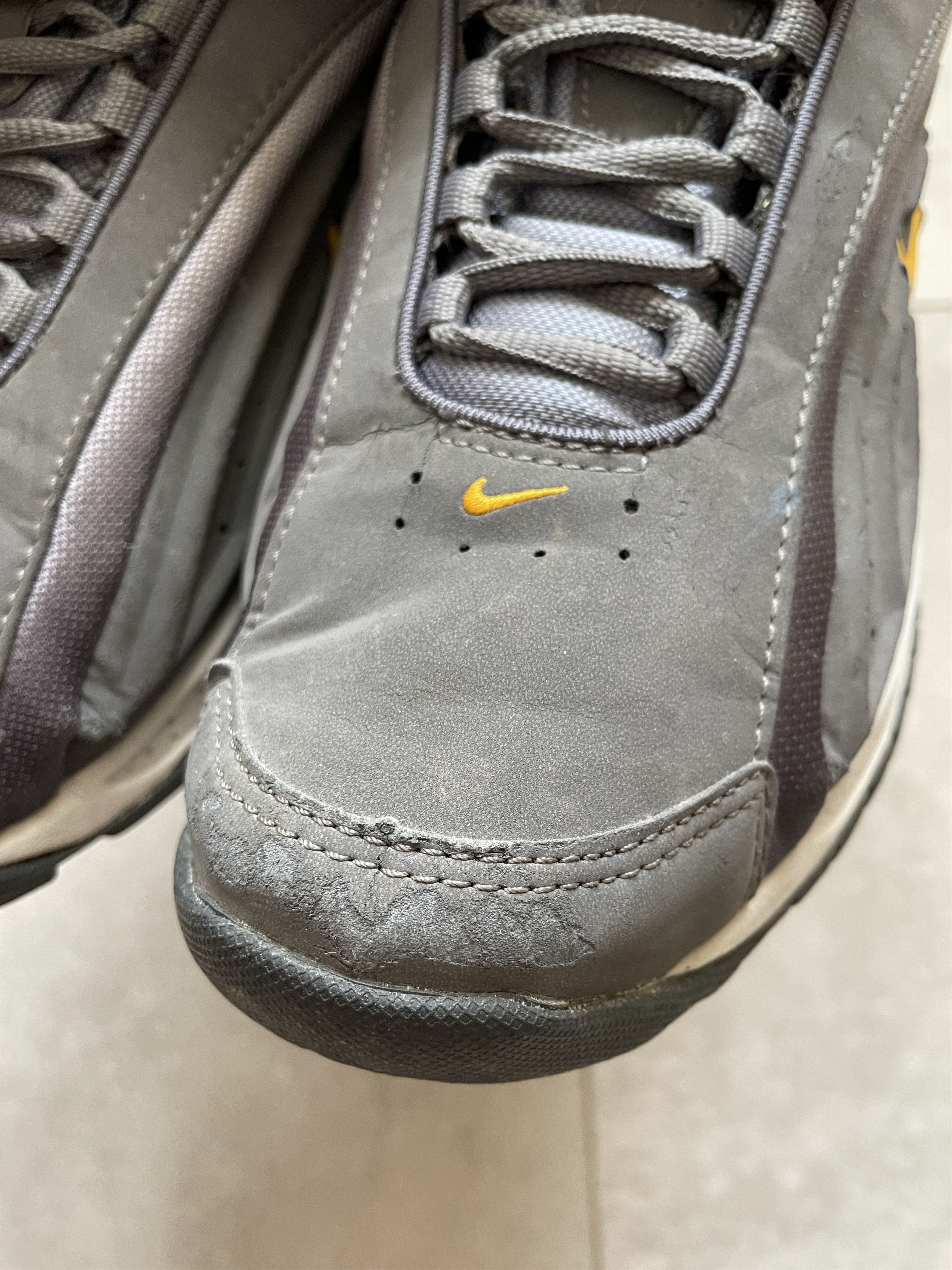 Nike × Vintage Y2K NIKE AIR GREY CROSS TRAINING SNEAKER Size US 9 / EU 42 - 8 Thumbnail
