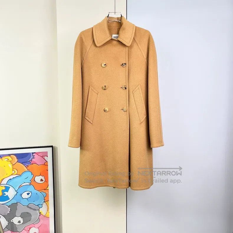 Hermes Hermes 100% Camel Hair Double-breasted Lapel Coat Size XS / US 0-2 / IT 36-38 - 1 Thumbnail