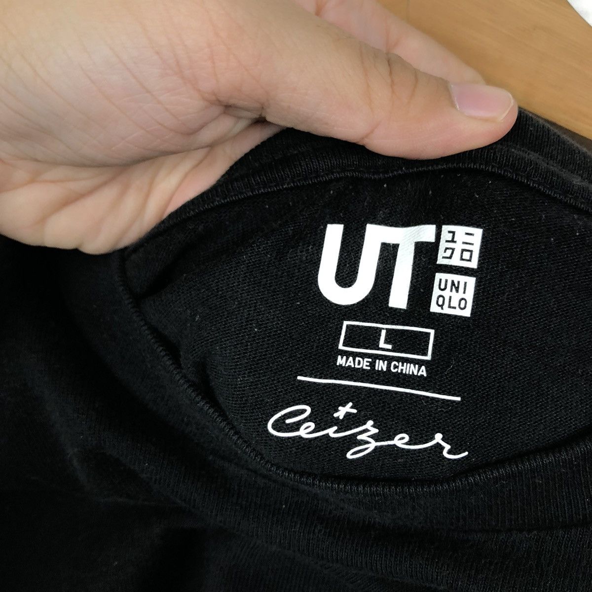 Japanese Brand VINTAGE CEIGAR JAPAN MADE UNIQLO T-SHIRT Size US L / EU 52-54 / 3 - 8 Thumbnail