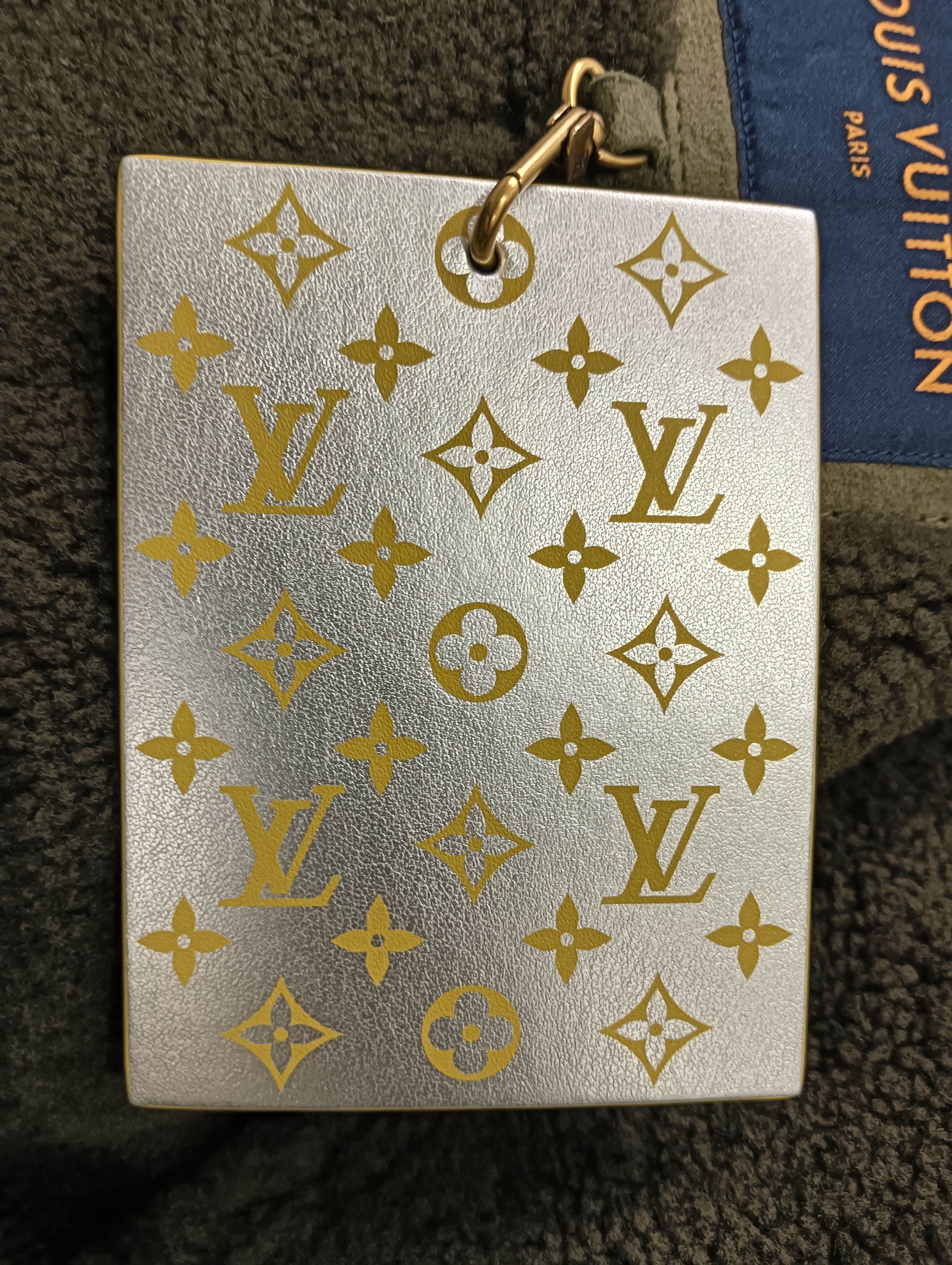 Louis Vuitton LVSE Monogram Embossed Shearling Jacket Size US S / EU 44-46 / 1 - 6 Thumbnail