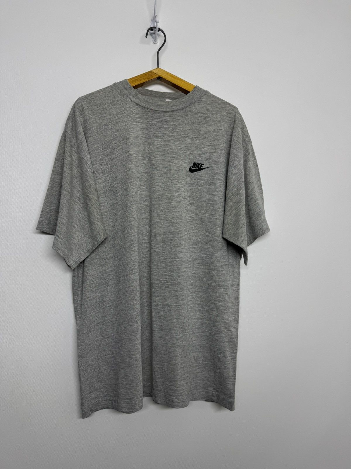 Nike Vintage 90s Nike Travis Scott Swoosh T-Shirt Washed Grey Size US M / EU 48-50 / 2 - 4 Thumbnail