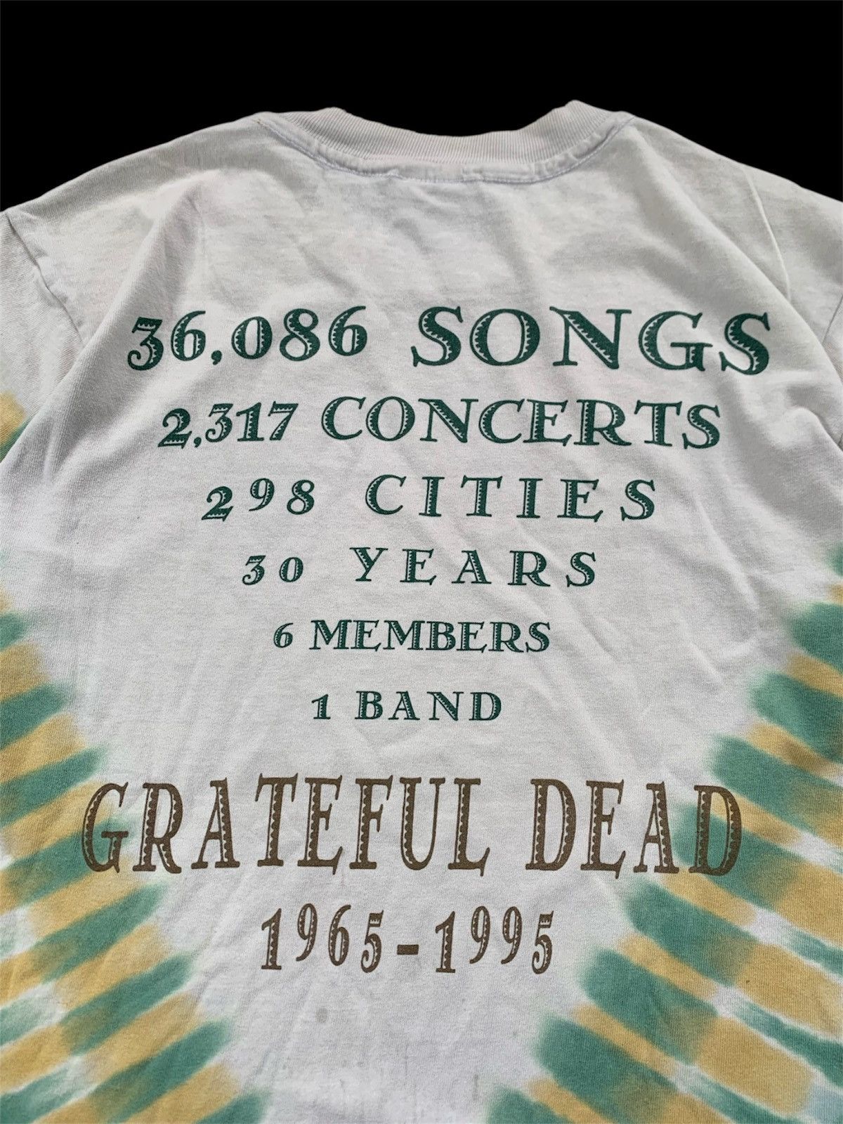Band Tees × Grateful Dead × Vintage Vintage 90s Grateful Dead Tour Tee Size US S / EU 44-46 / 1 - 3 Thumbnail