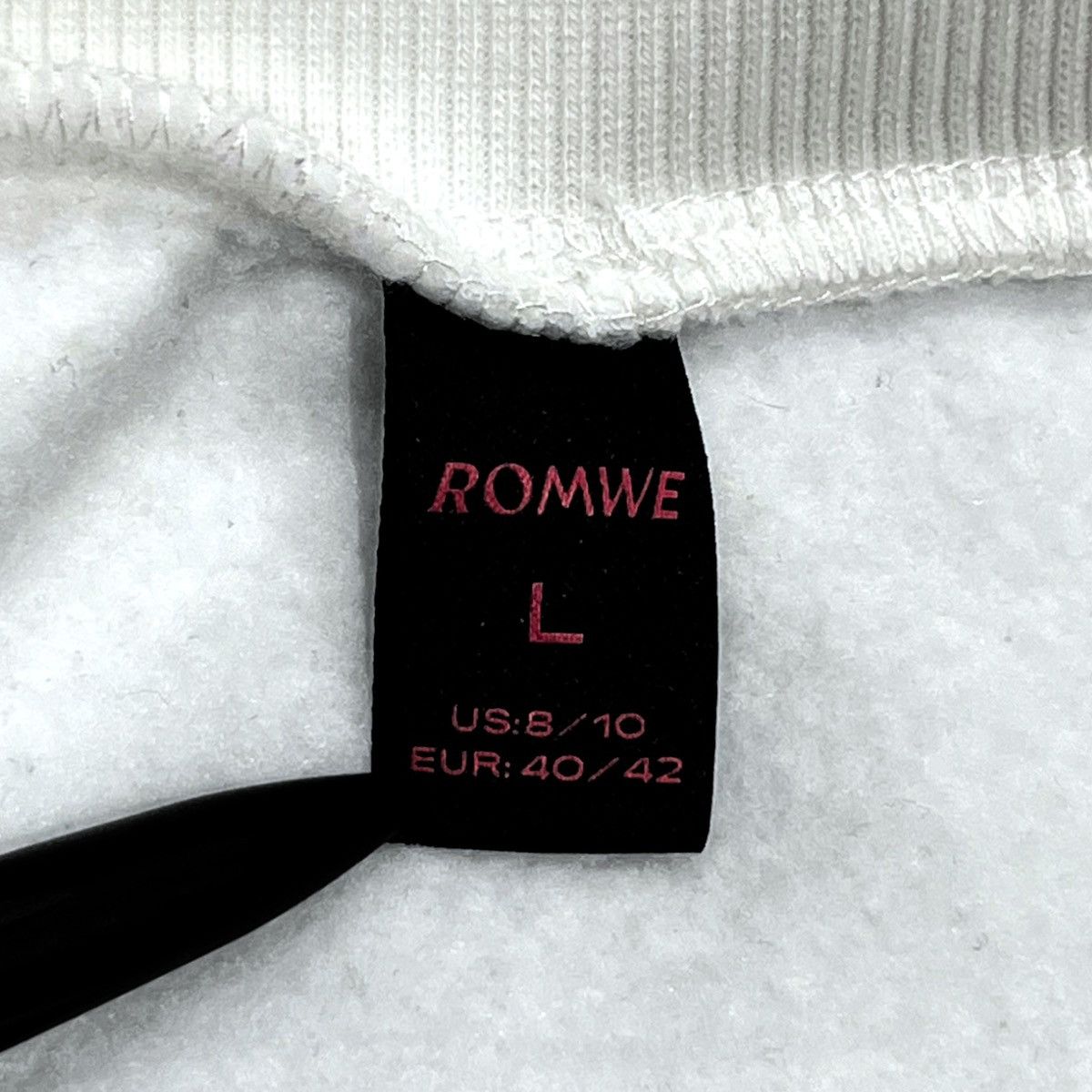 Dolls Kill Coquette Cherry and Bows Printed Crewneck by RomWe Size L / US 10 / IT 46 - 4 Thumbnail