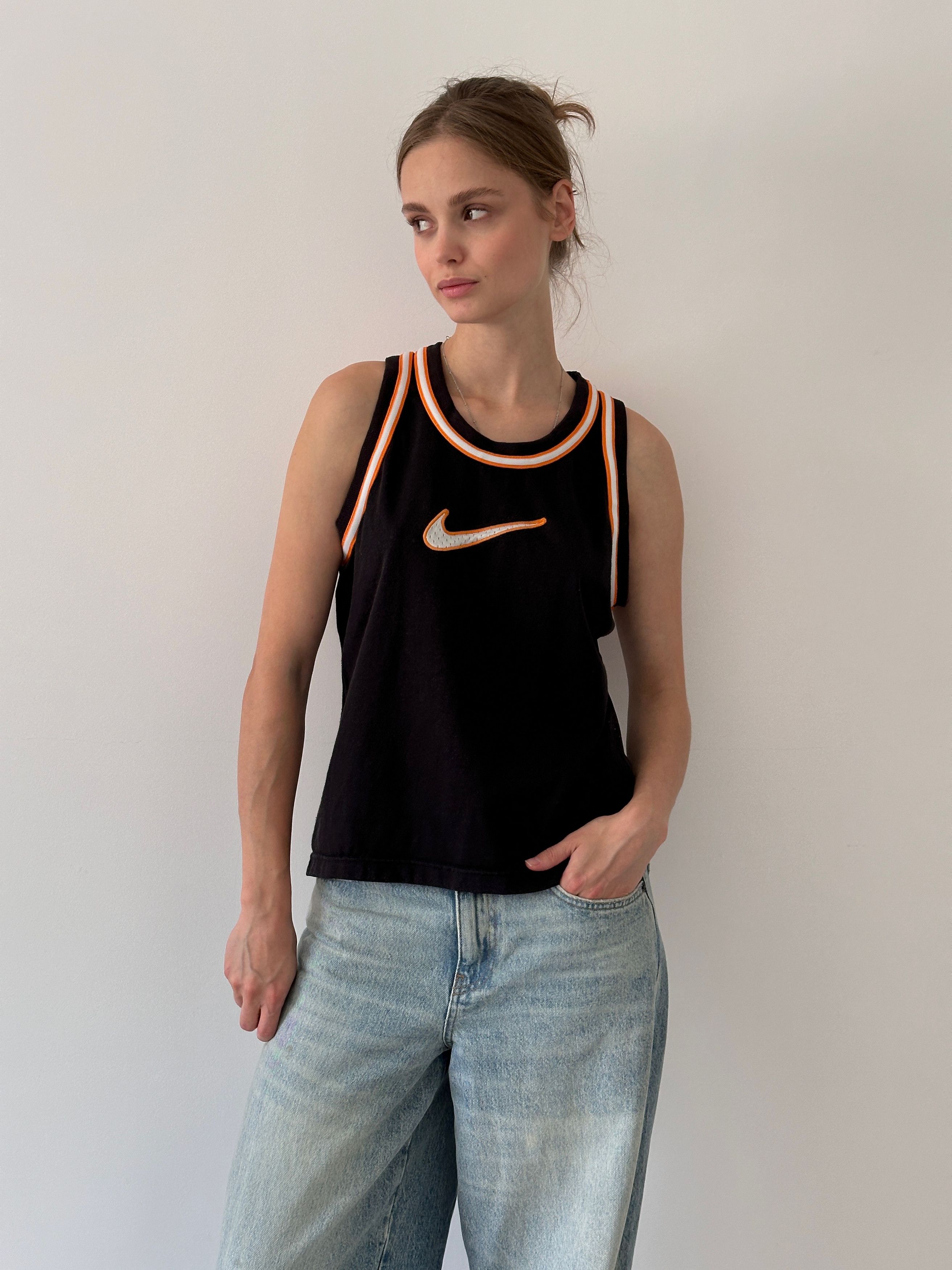 Nike Vintage 90s Nike Tank Top Sleeveless Size S / US 4 / IT 40 - 1 Thumbnail