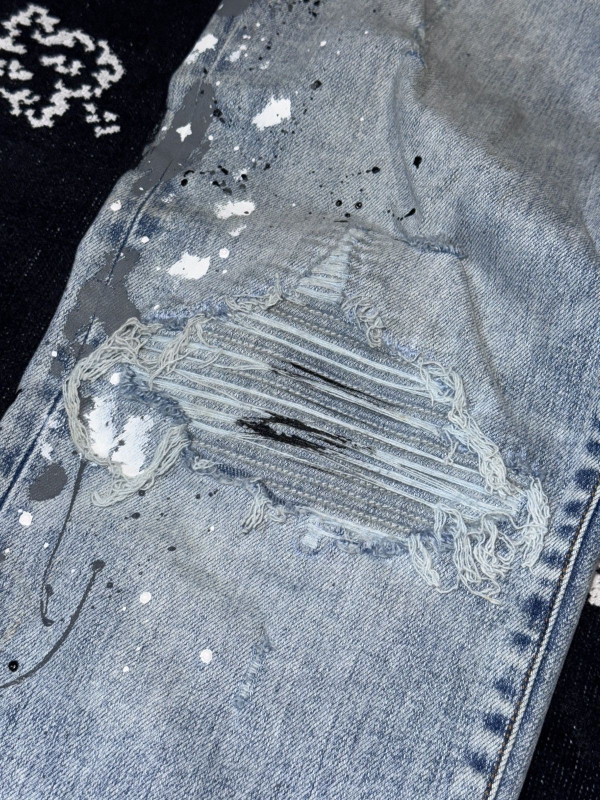 Amiri AMIRI MX1 PAINTED BLUE JEANS Size US 34 / EU 50 - 10 Thumbnail
