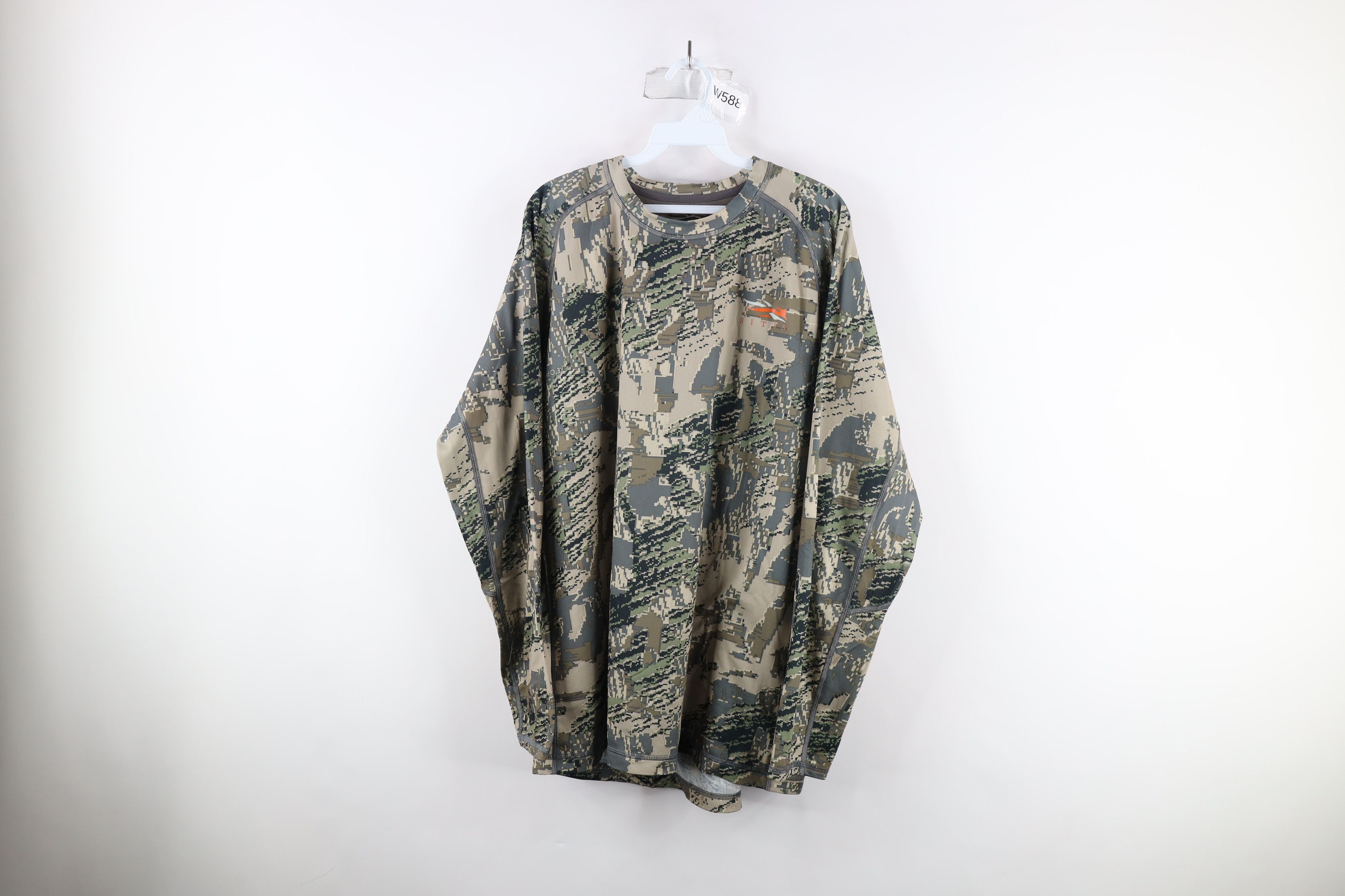 image of Vintage Sitka Gear Gore Optifade Camouflage Long Sleeve Shirt, Men's (Size 2XL)