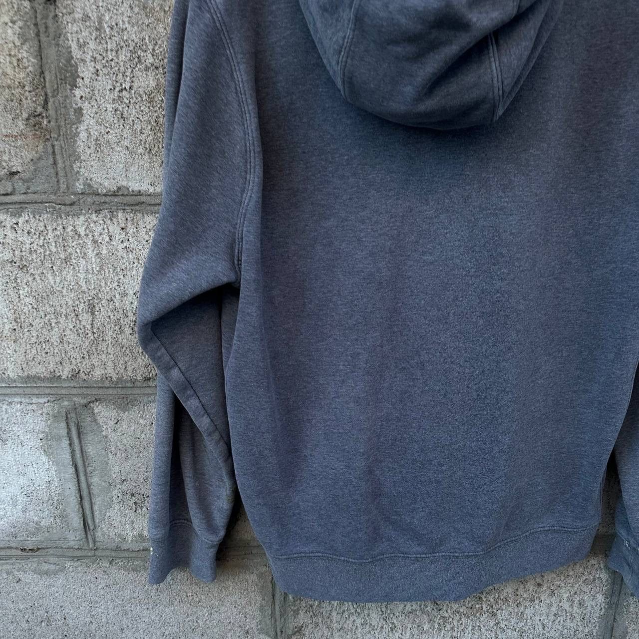 Nike Vintage Nike Hoodie Small Logo Size M Y2K 00s Trashed SK8 Size US M / EU 48-50 / 2 - 10 Thumbnail