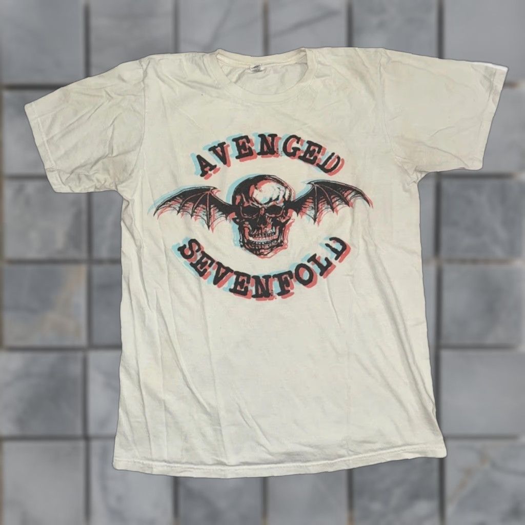 Vintage VINTAGE Avenged Sevenfold Band T-Shirt Medium White Skull Graphic Metal Rock Mens Size US M / EU 48-50 / 2 - 1 Thumbnail
