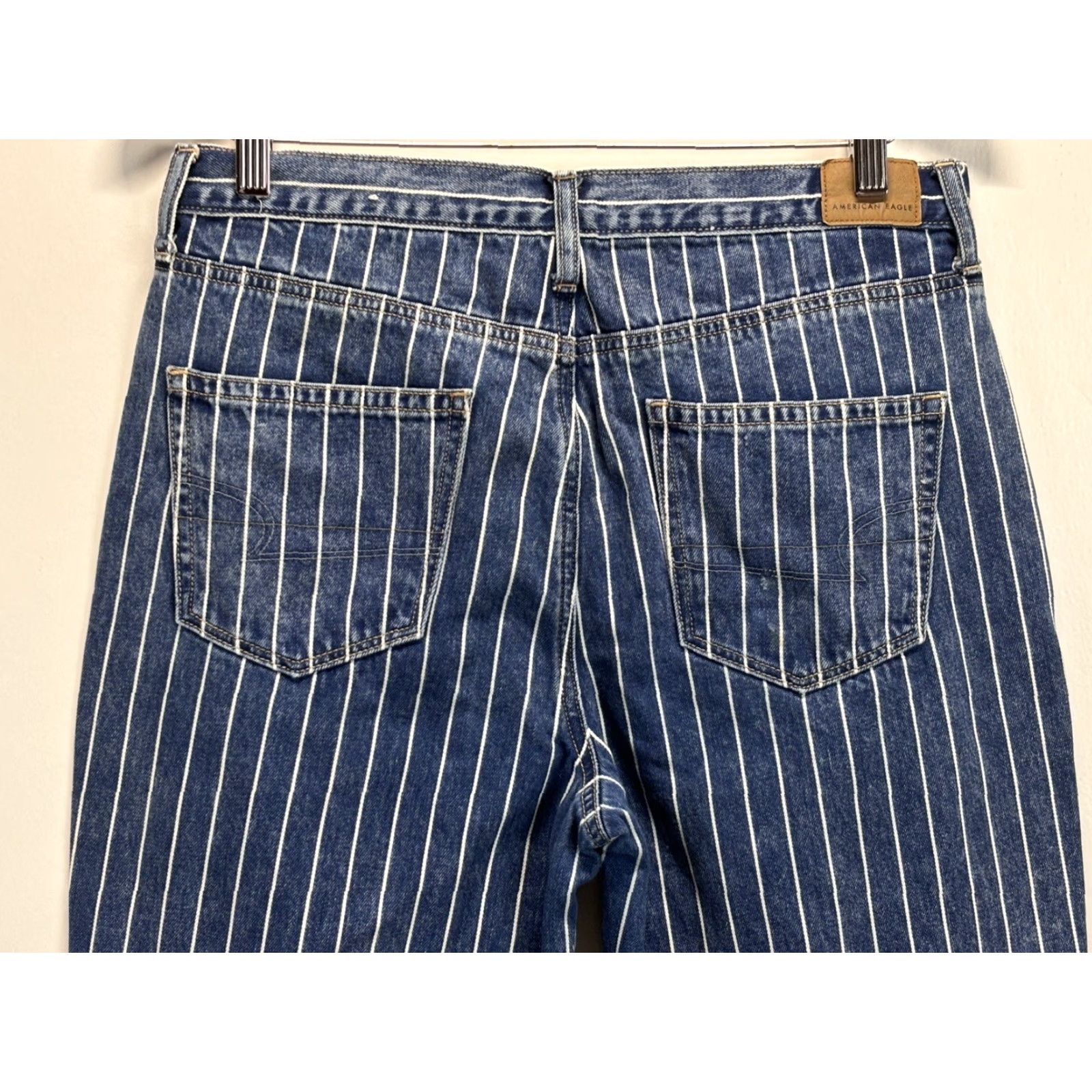 American Eagle Outfitters American Eagle Striped Mom Jeans 10 Blue Womens Size 32" / US 10 / IT 46 - 4 Thumbnail